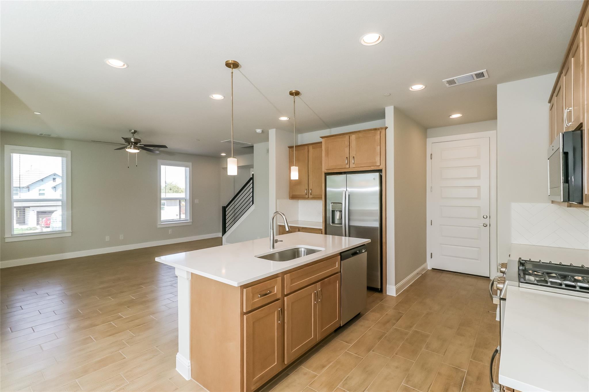 2605 Sam Bass Rd # 42, Round Rock, TX 78681