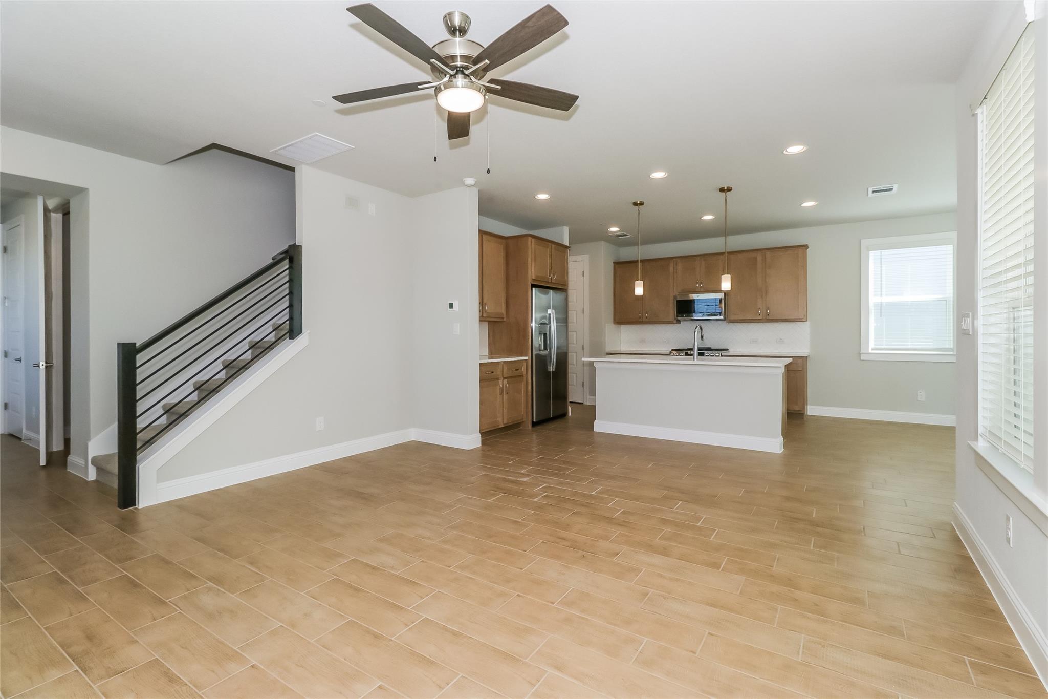 2605 Sam Bass Rd # 42, Round Rock, TX 78681