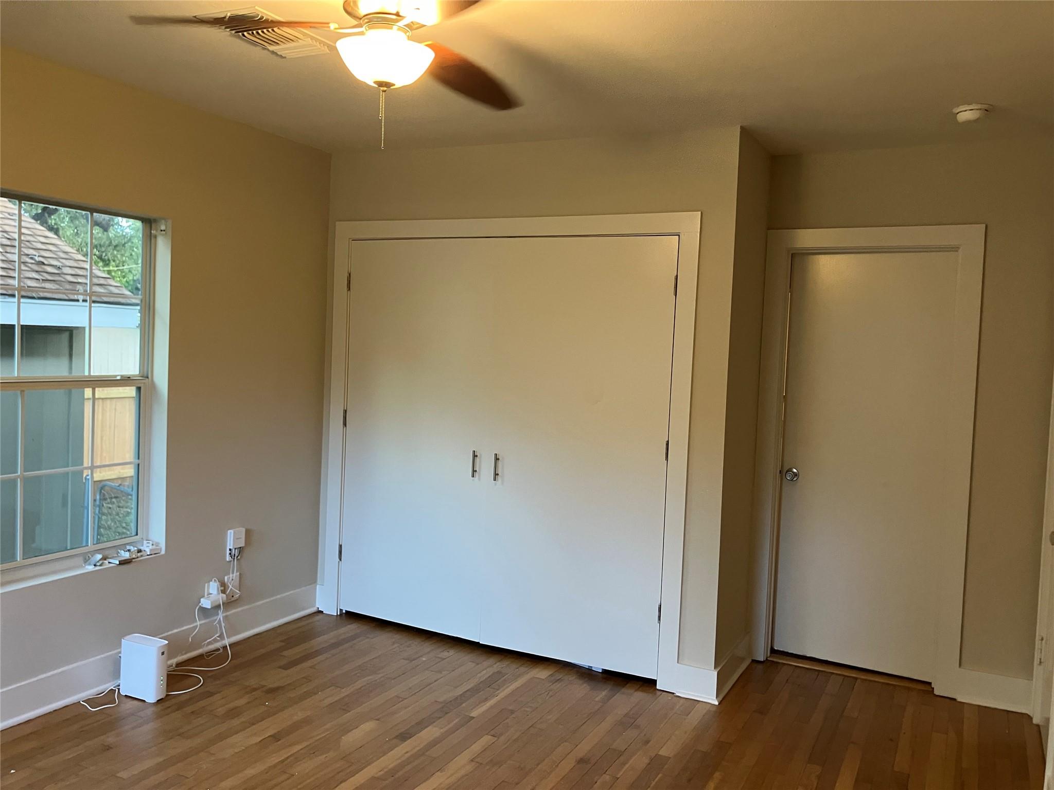 1921 W 39th St, Austin, TX 78731