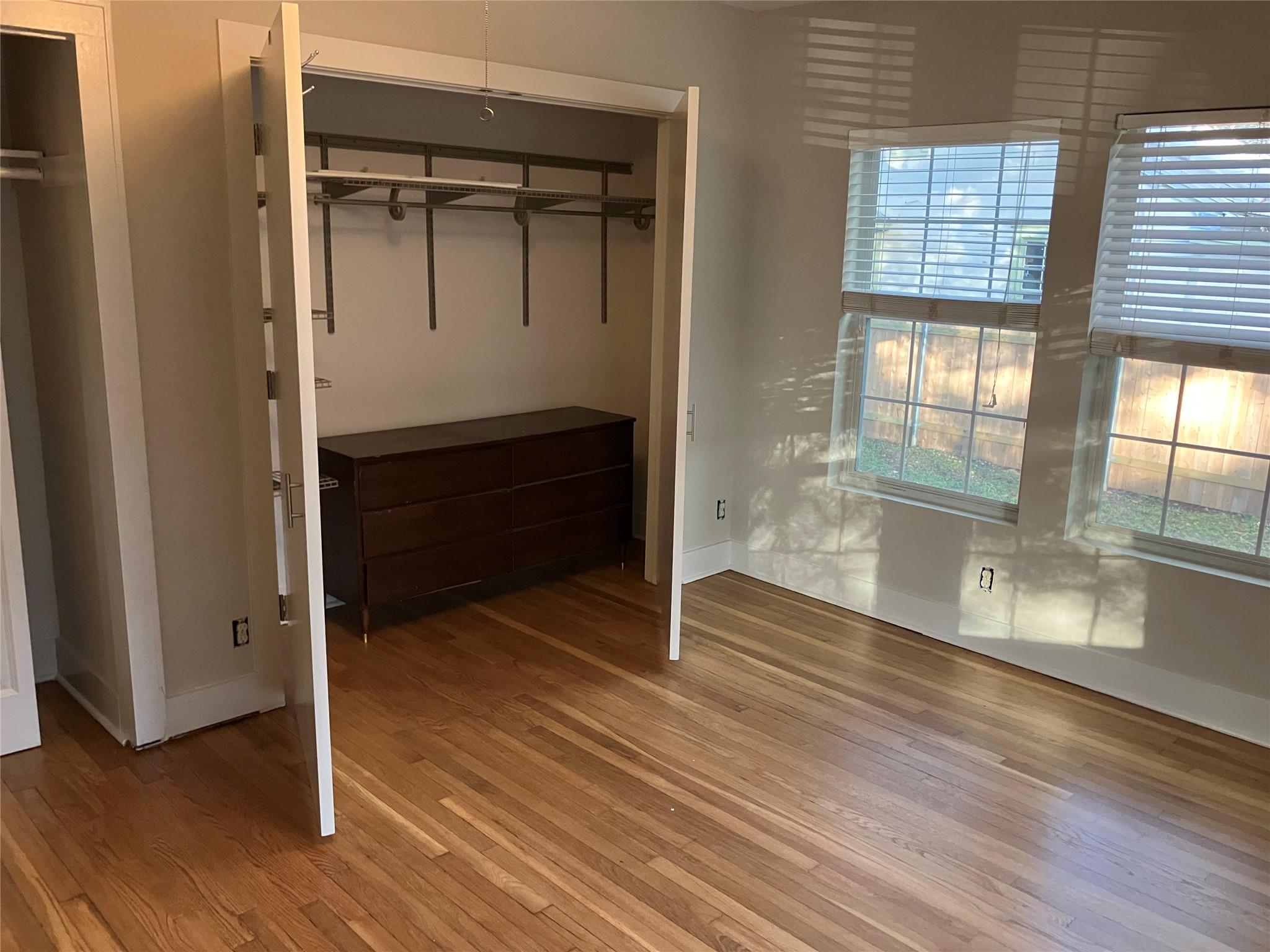 1921 W 39th St, Austin, TX 78731