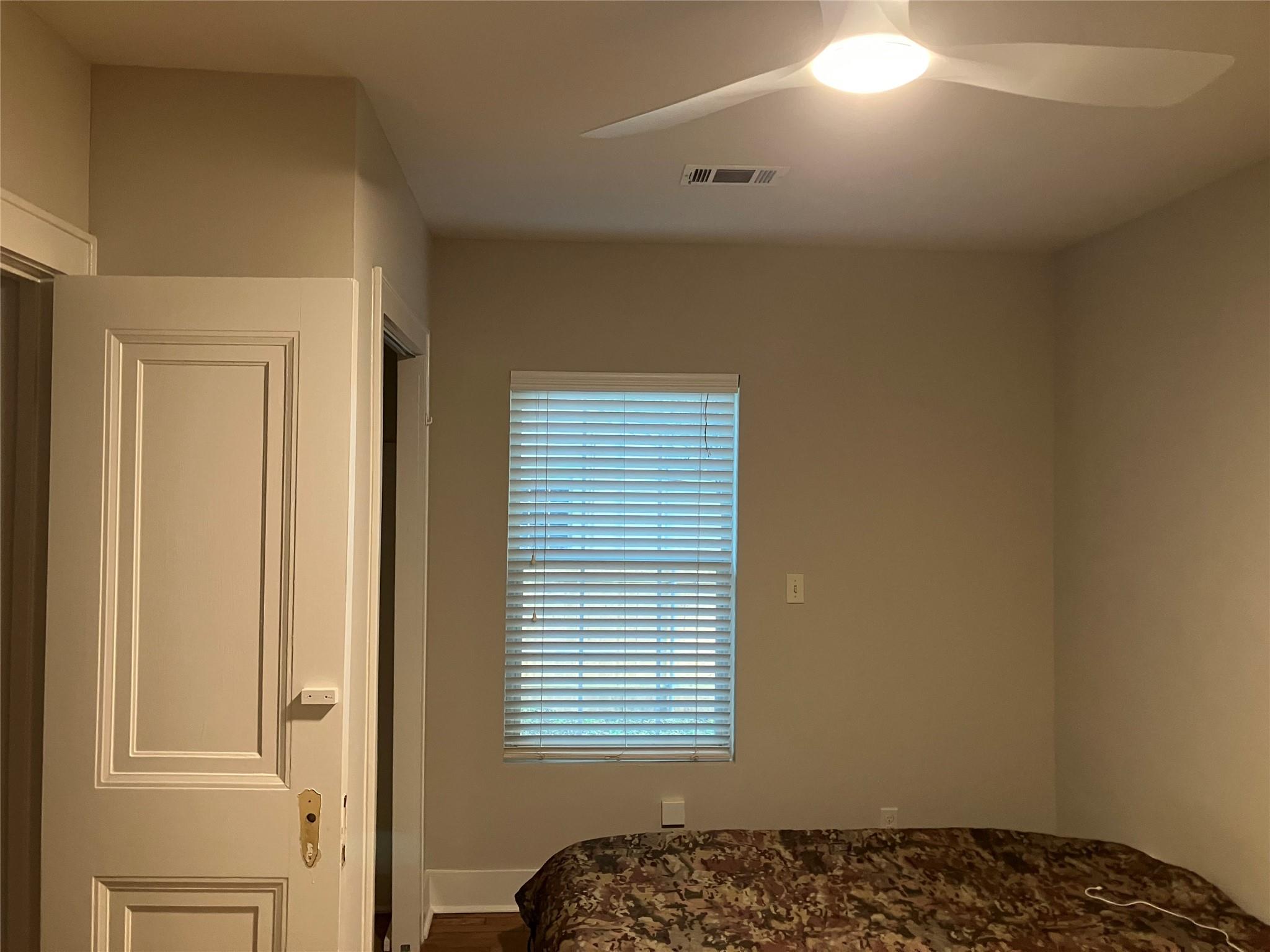 1921 W 39th St, Austin, TX 78731