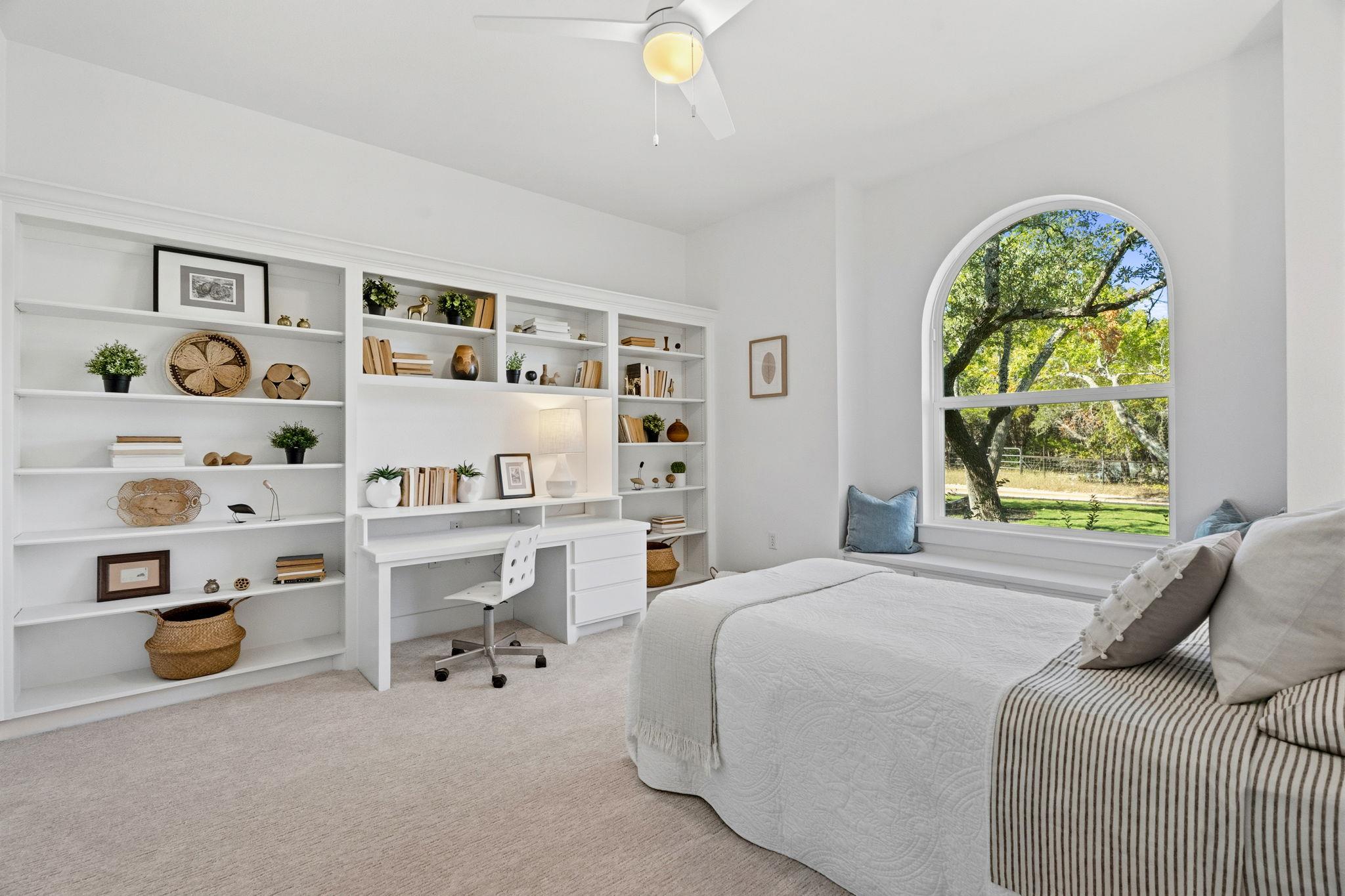 496 Spoonts Ln, Liberty Hill, TX 78642