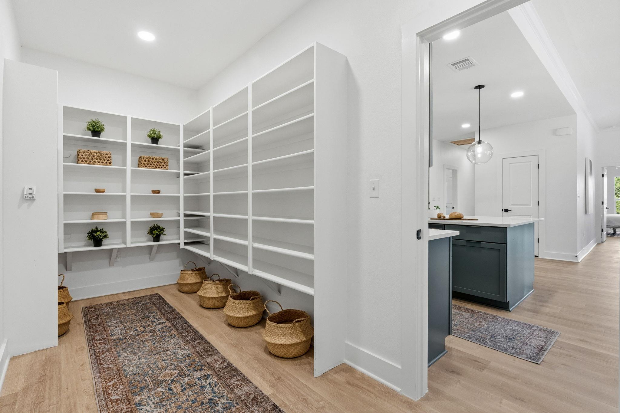 496 Spoonts Ln, Liberty Hill, TX 78642