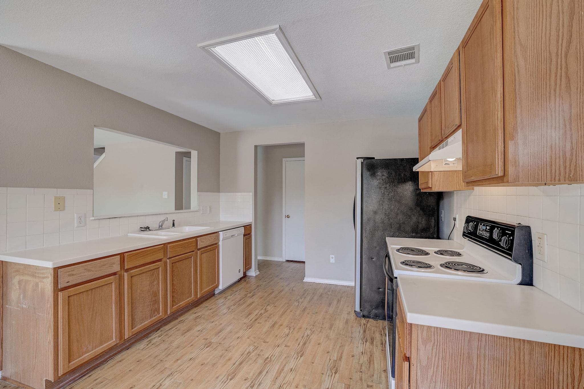 314 Bello Dr, Leander, TX 78641