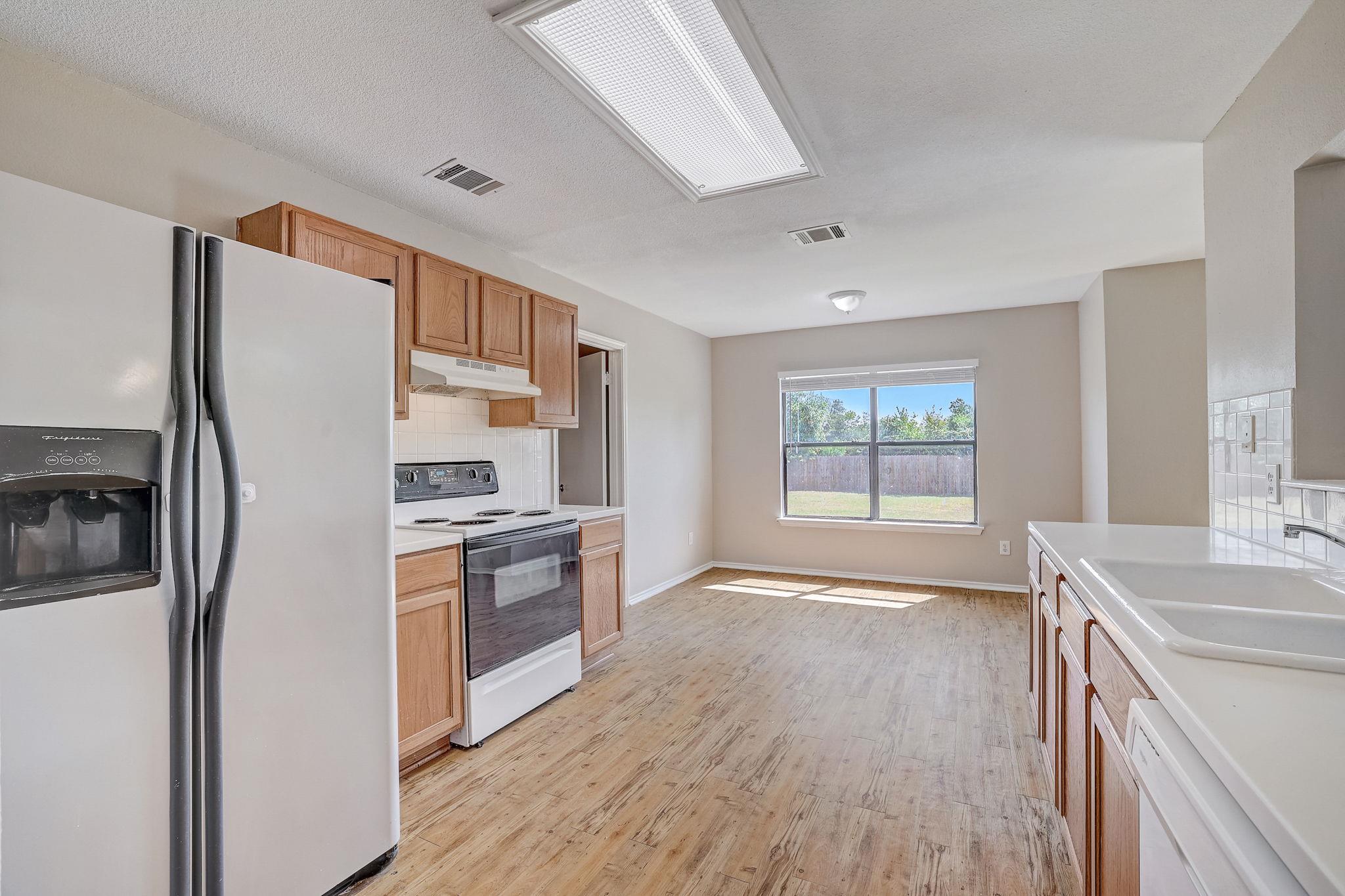 314 Bello Dr, Leander, TX 78641