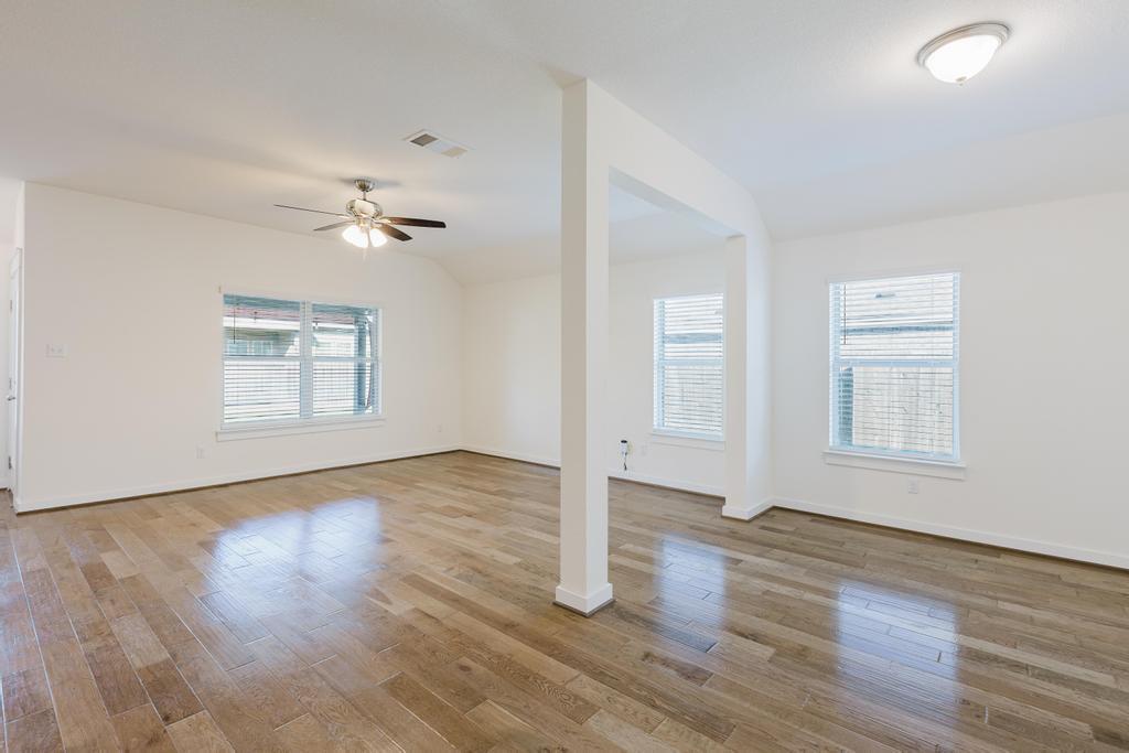 11920 Emerald Springs Ln, Manor, TX 78653