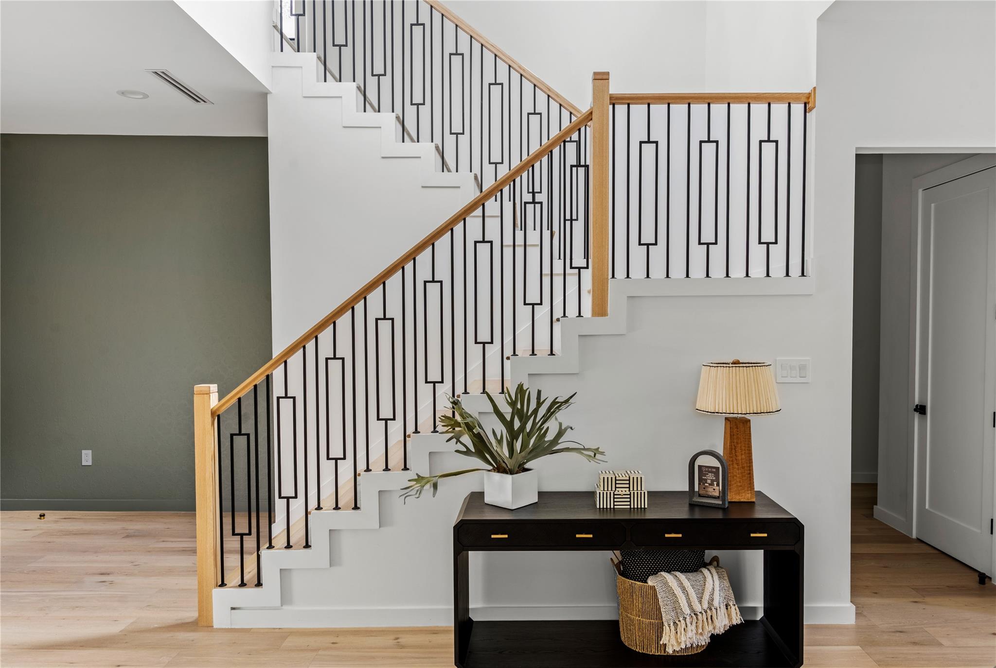 705 E 50th St, Austin, TX 78751