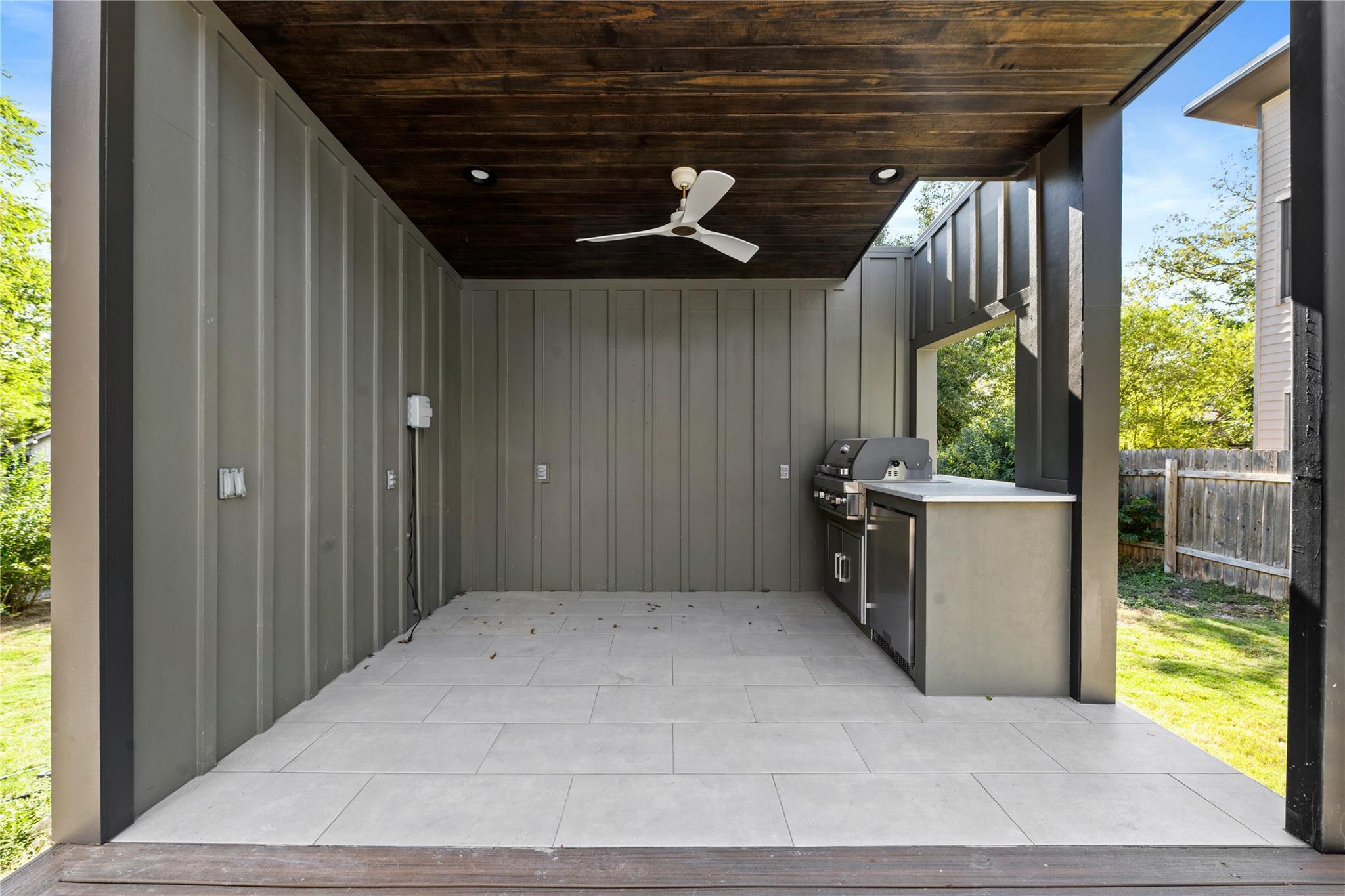 705 E 50th St, Austin, TX 78751