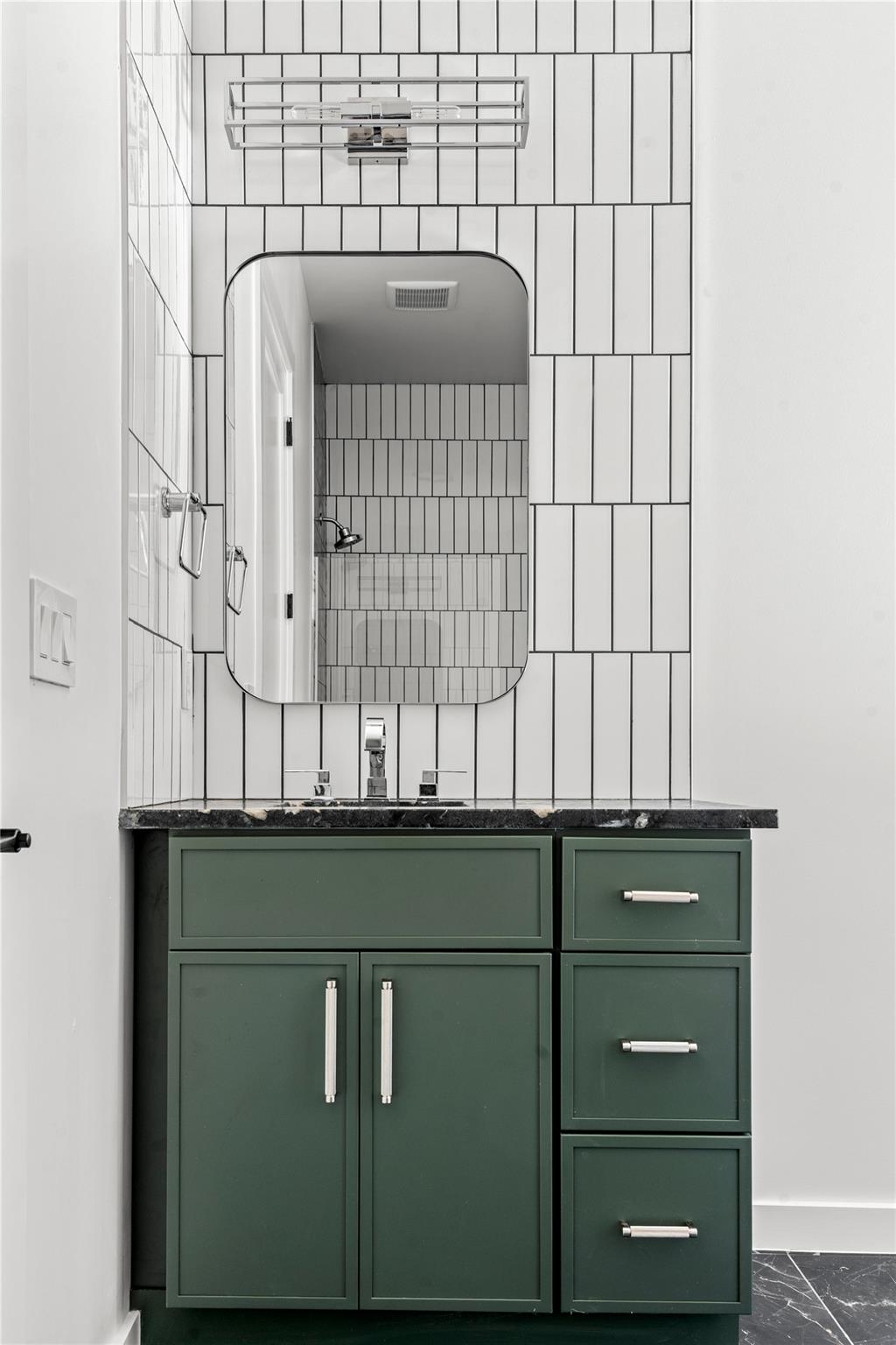 705 E 50th St, Austin, TX 78751