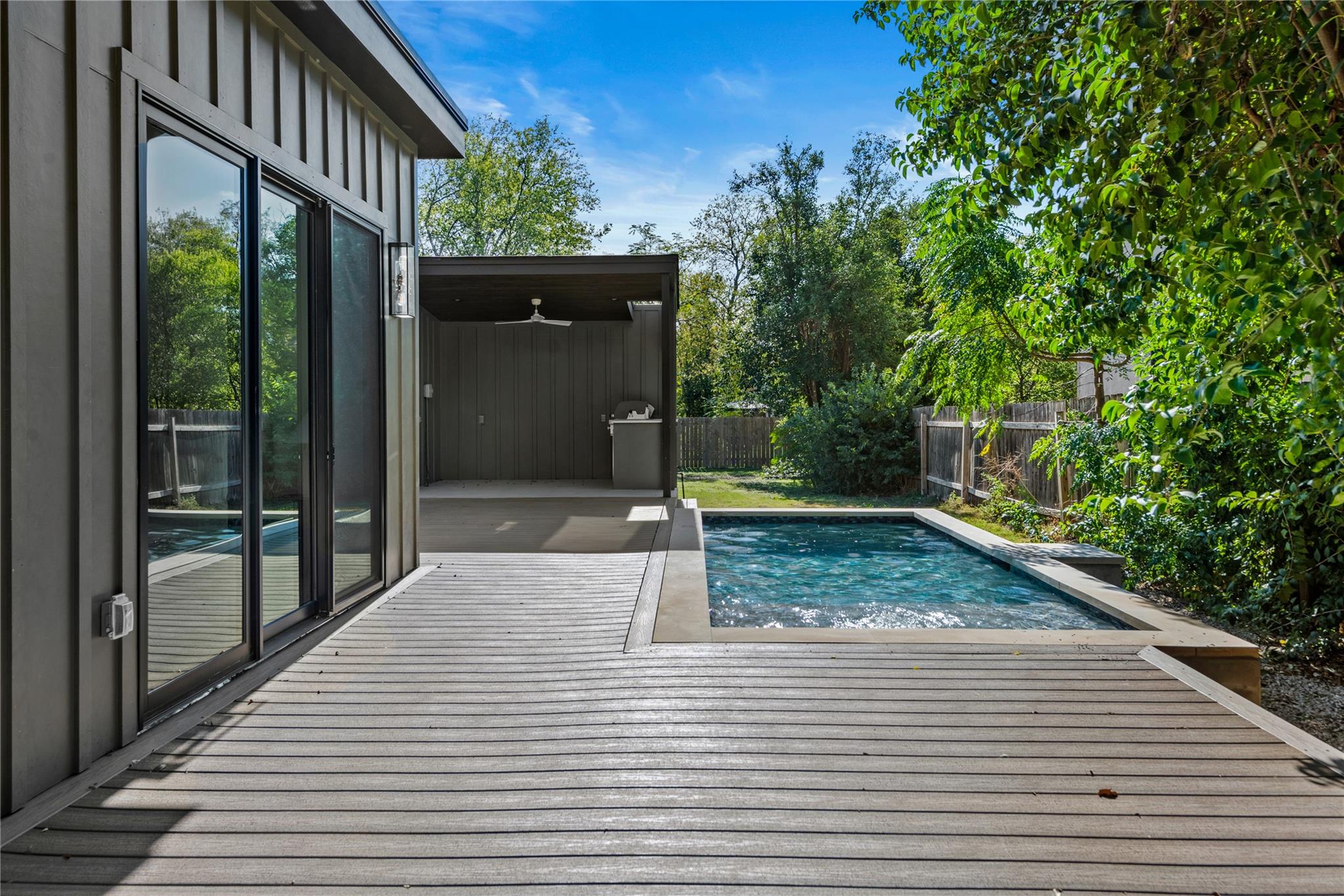 705 E 50th St, Austin, TX 78751