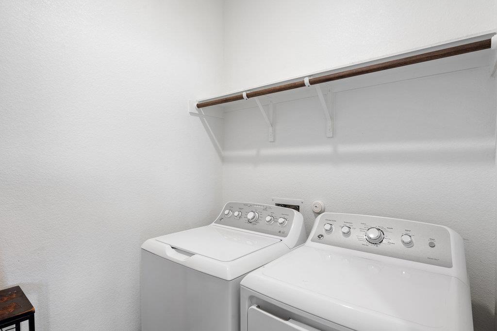 266 George Neggan Ln, Bastrop, TX 78602