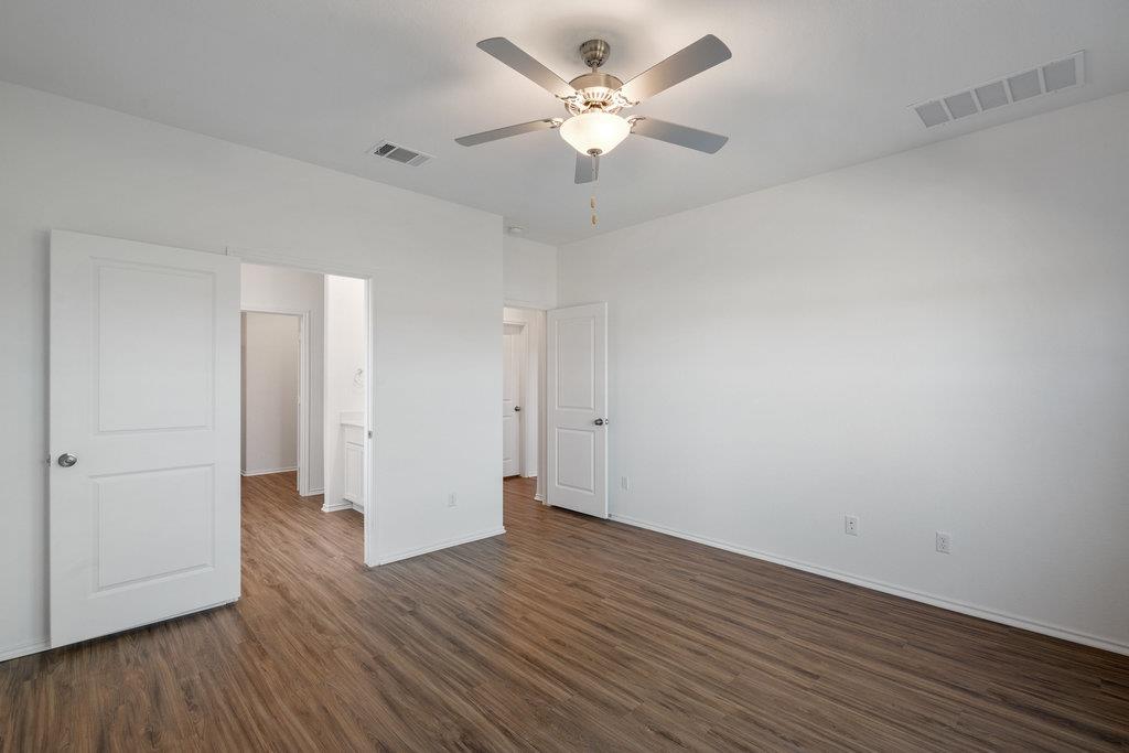 266 George Neggan Ln, Bastrop, TX 78602