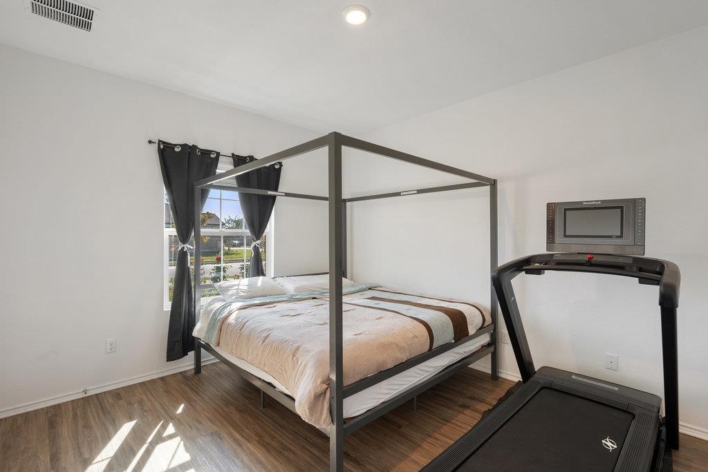 266 George Neggan Ln, Bastrop, TX 78602