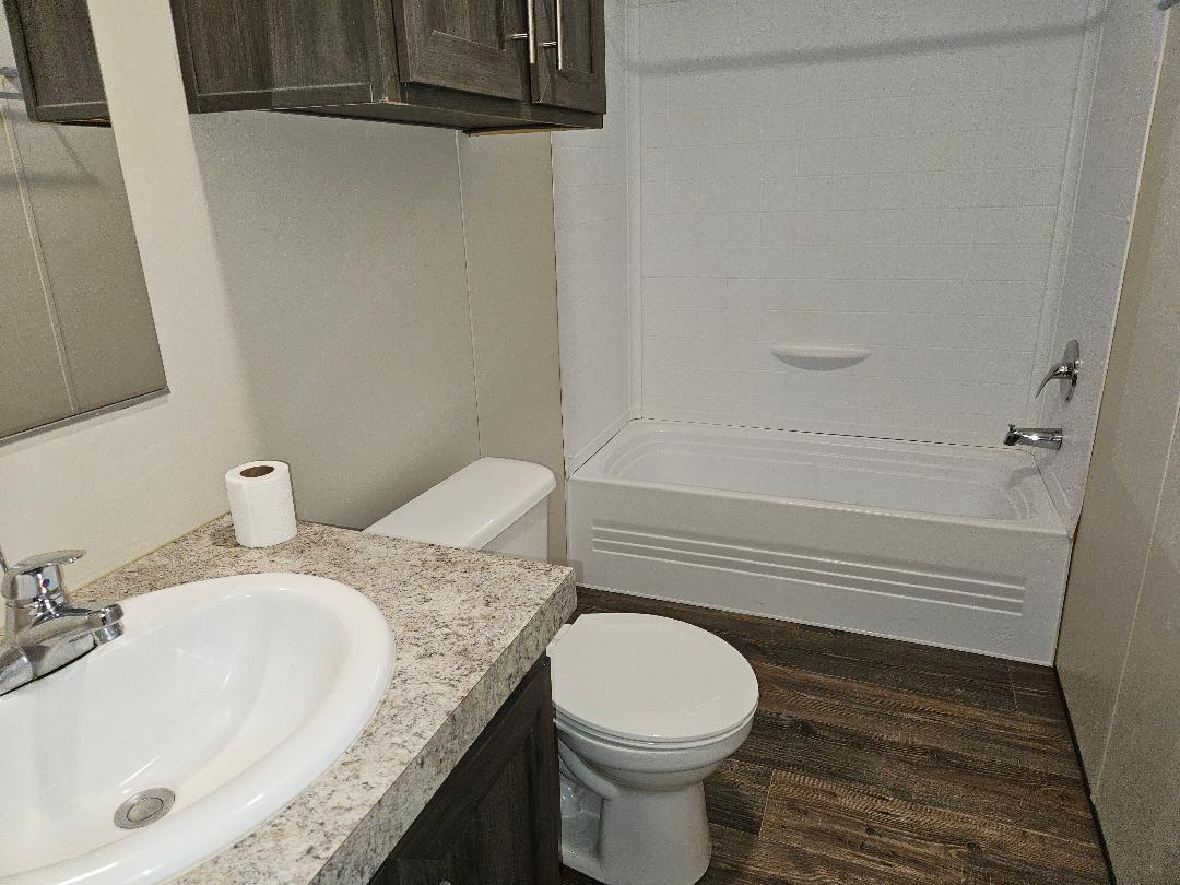 482 McDonald Ln W, Cedar Creek, TX 78612