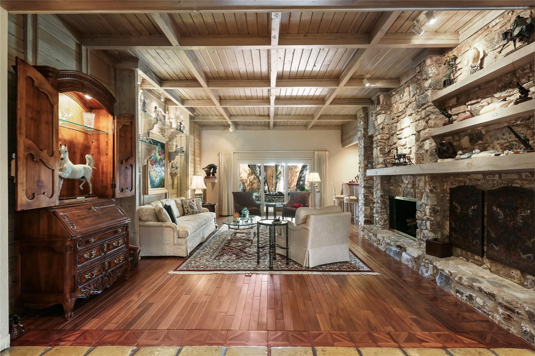 7702 Pleasant Meadow Cir, Austin, TX 78731