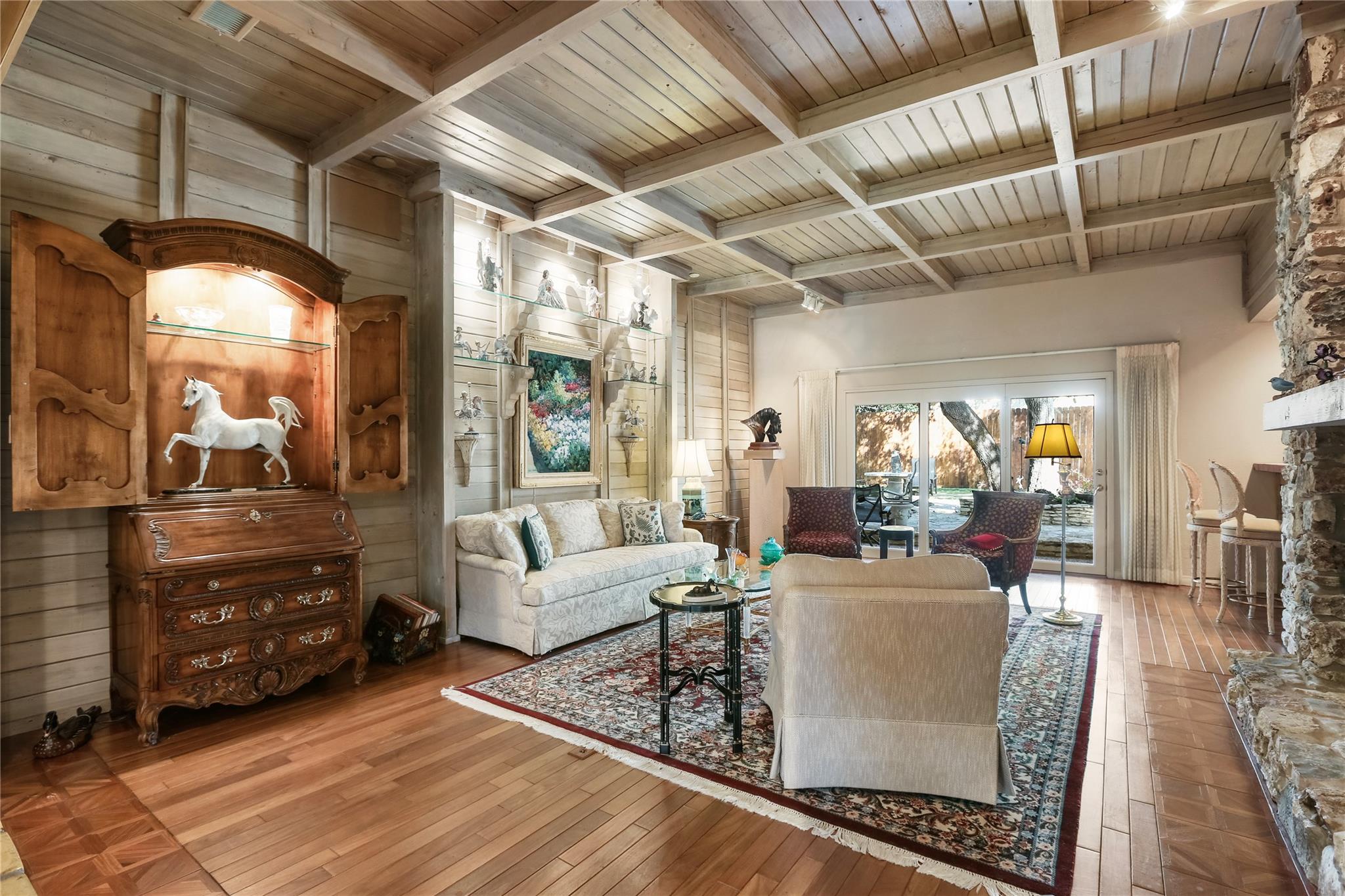 7702 Pleasant Meadow Cir, Austin, TX 78731