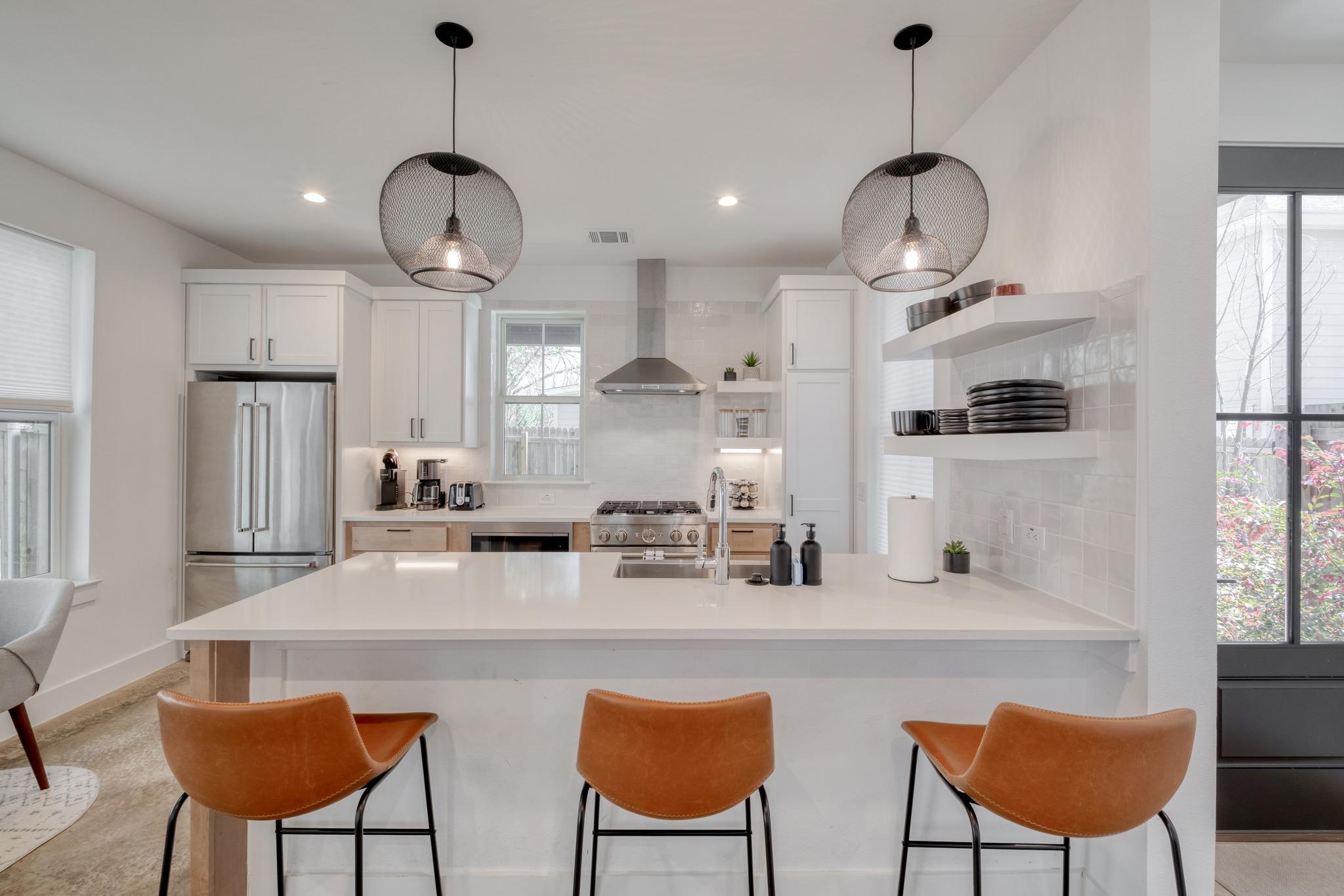 5406 Downs Dr # 2, Austin, TX 78721