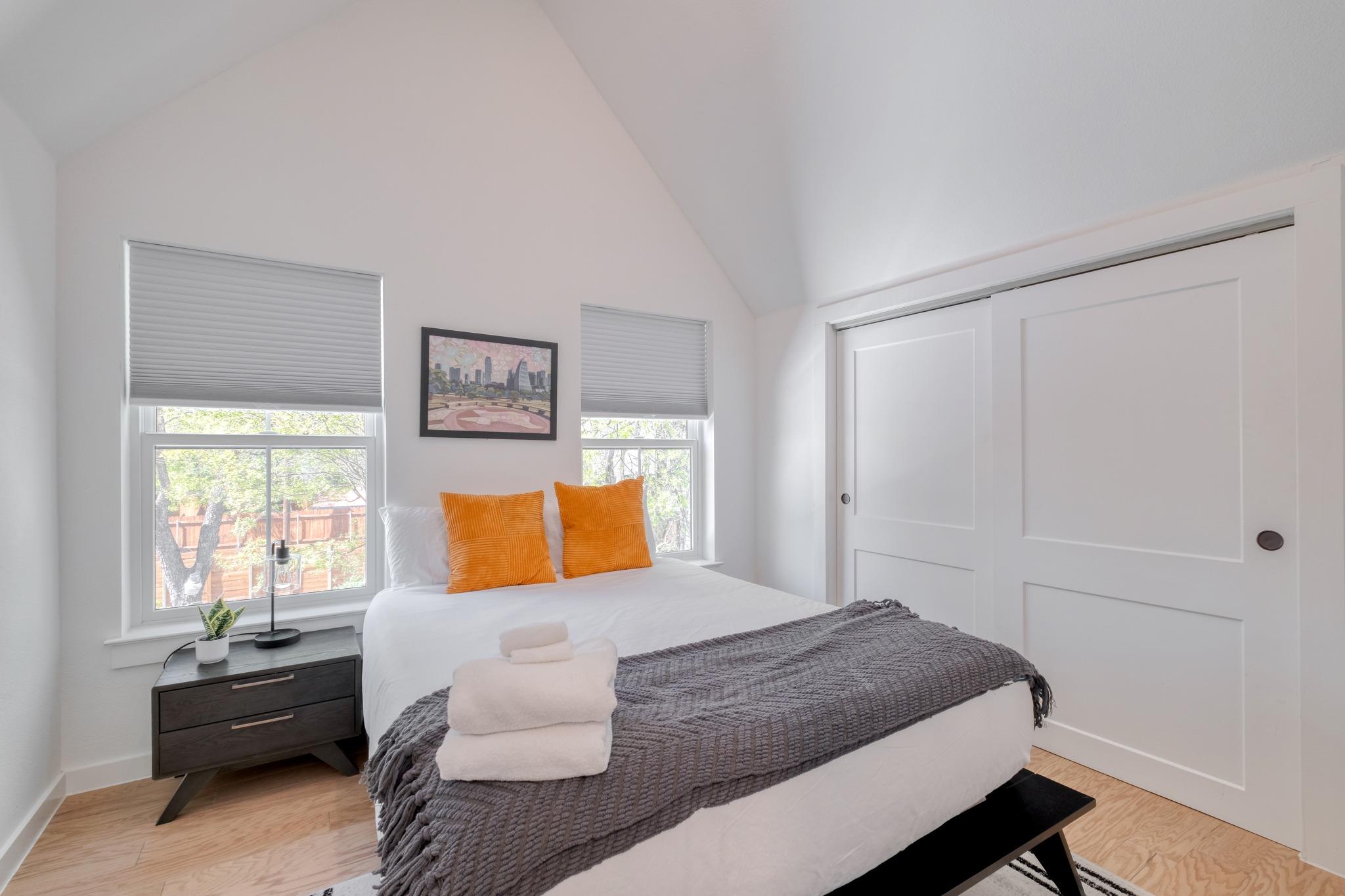 5406 Downs Dr # 2, Austin, TX 78721