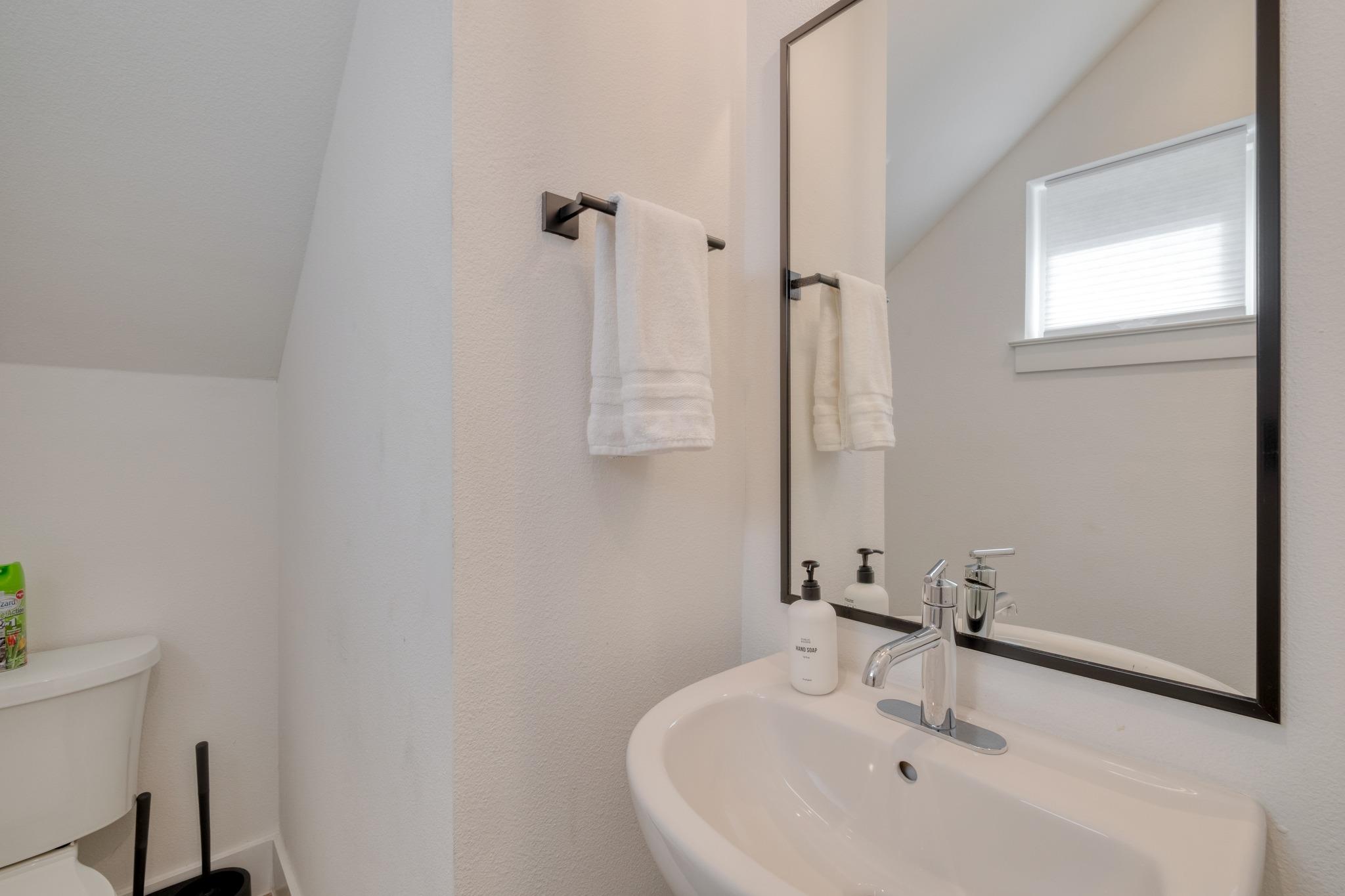 5406 Downs Dr # 2, Austin, TX 78721