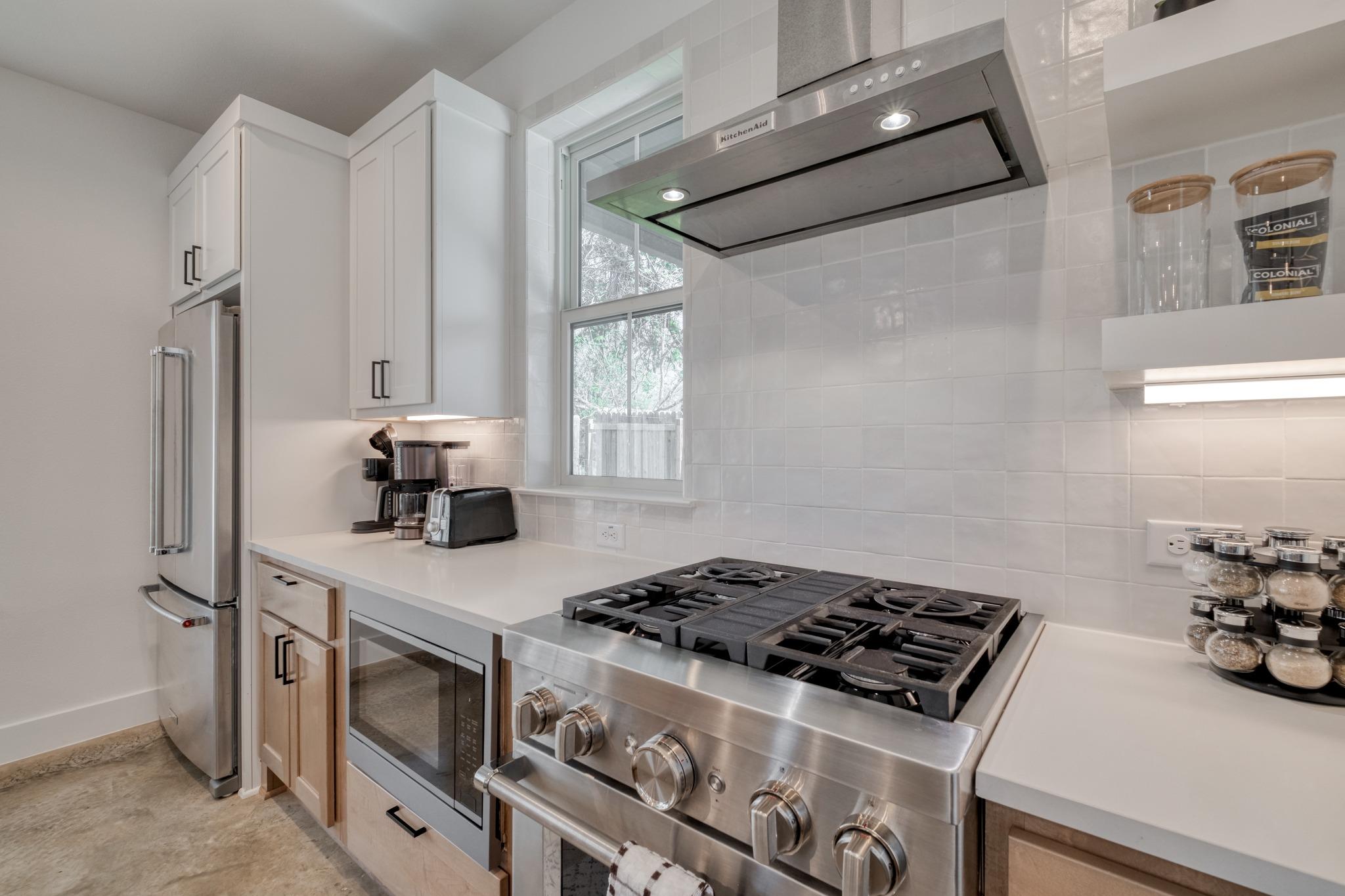 5406 Downs Dr # 2, Austin, TX 78721