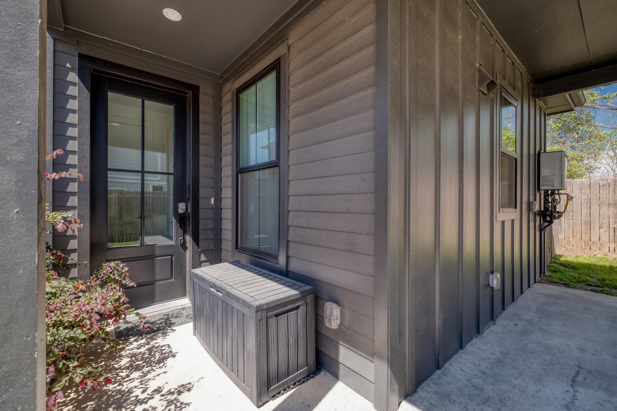 5406 Downs Dr # 2, Austin, TX 78721