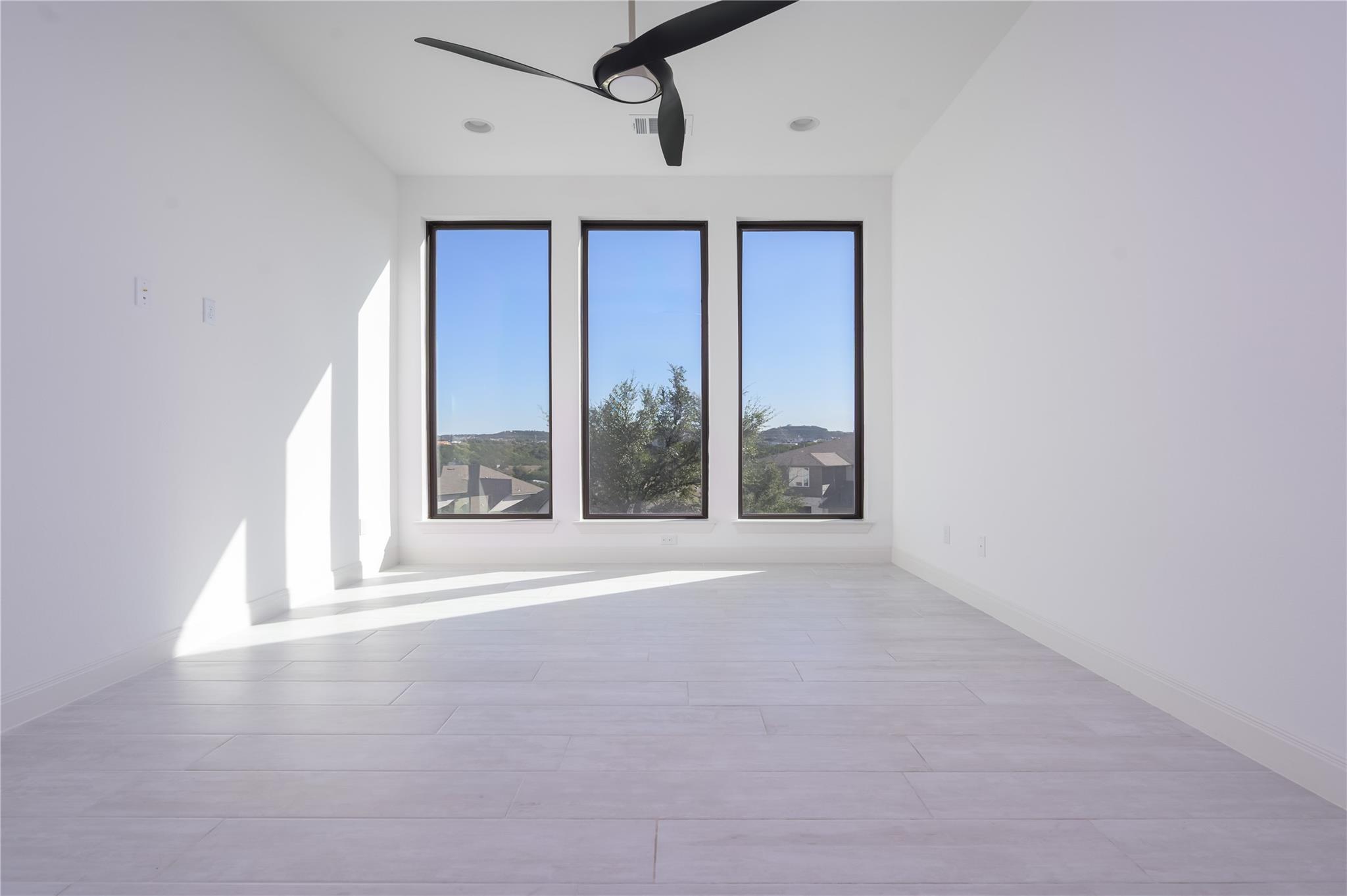 19408 Summit Glory Trl, Spicewood, TX 78669