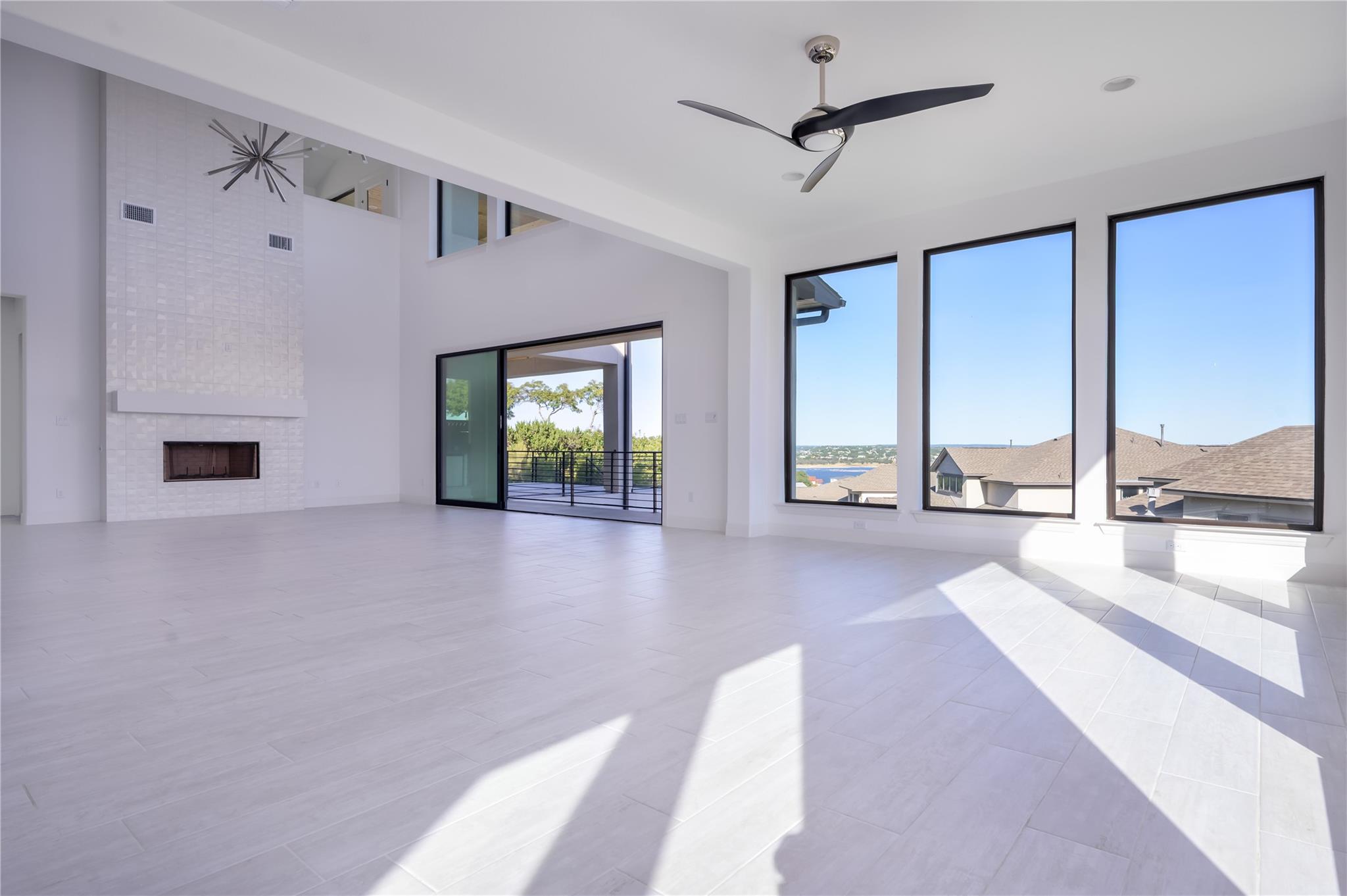 19408 Summit Glory Trl, Spicewood, TX 78669