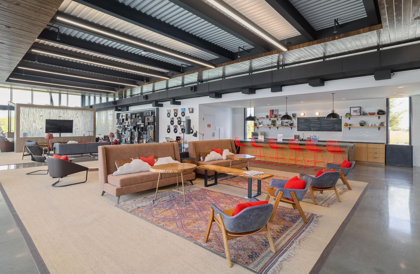 7607 Eckington St # 235, Austin, TX 78744