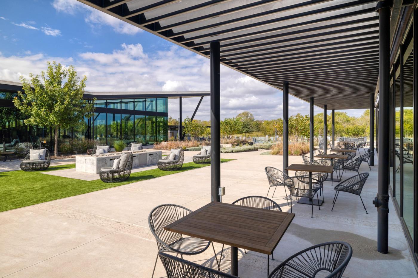 7607 Eckington St # 235, Austin, TX 78744