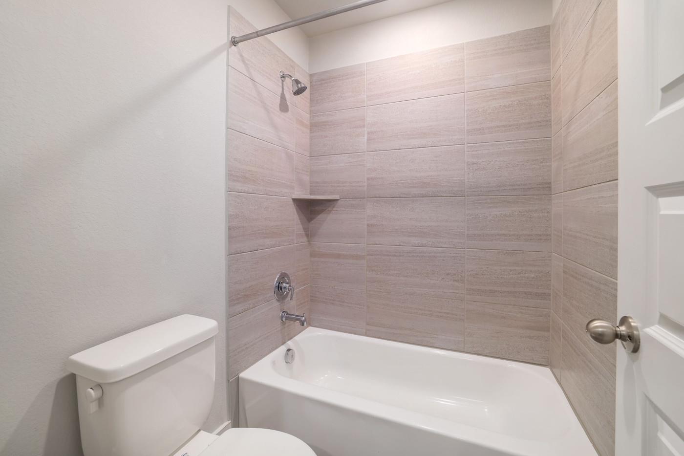 7607 Eckington St # 235, Austin, TX 78744