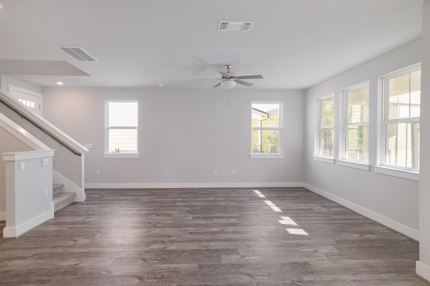 7607 Eckington St # 235, Austin, TX 78744