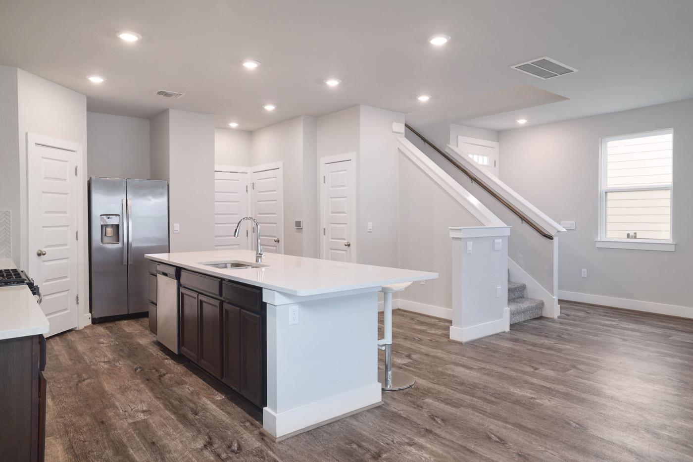 7607 Eckington St # 235, Austin, TX 78744