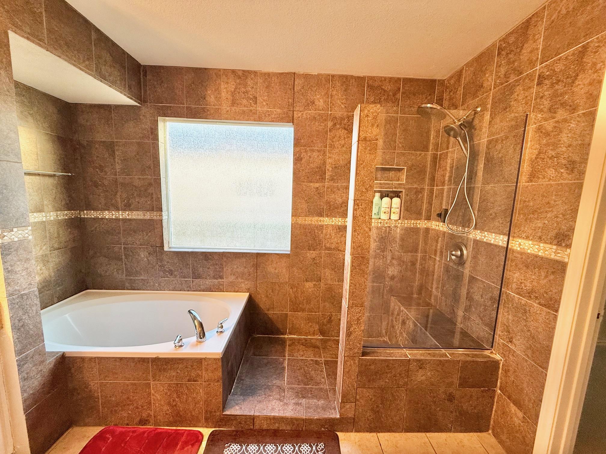 168 Dolomite Dr, Buda, TX 78610