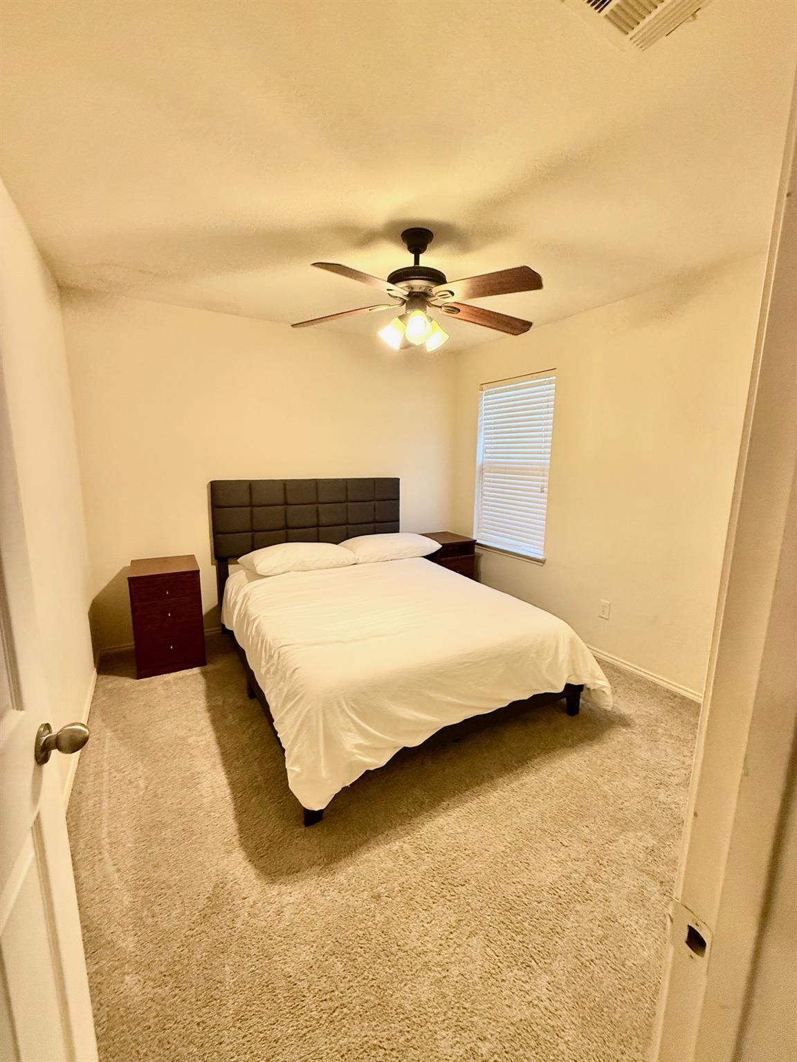 168 Dolomite Dr, Buda, TX 78610