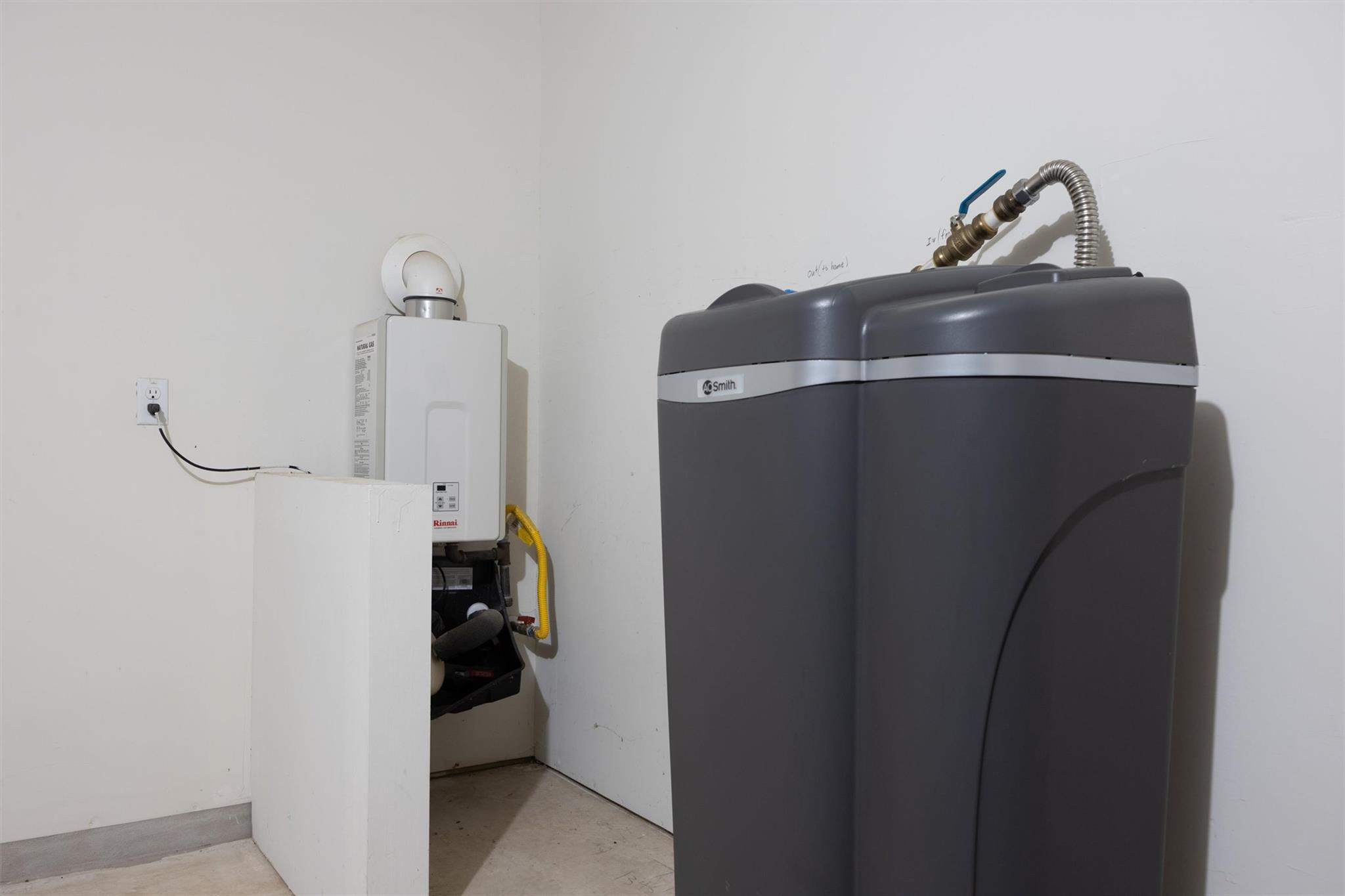 1008 Sundrops St, Leander, TX 78641