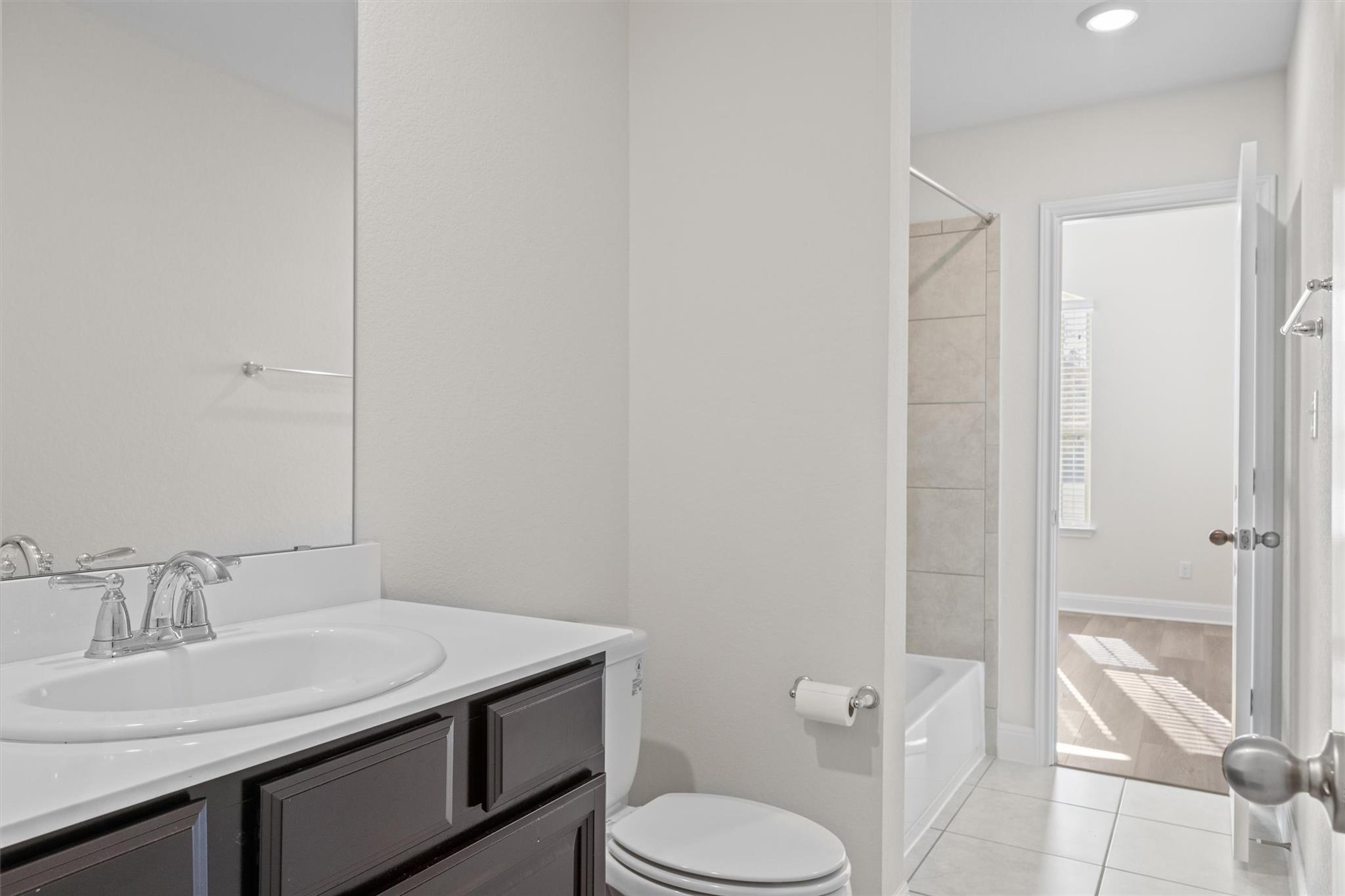 1008 Sundrops St, Leander, TX 78641