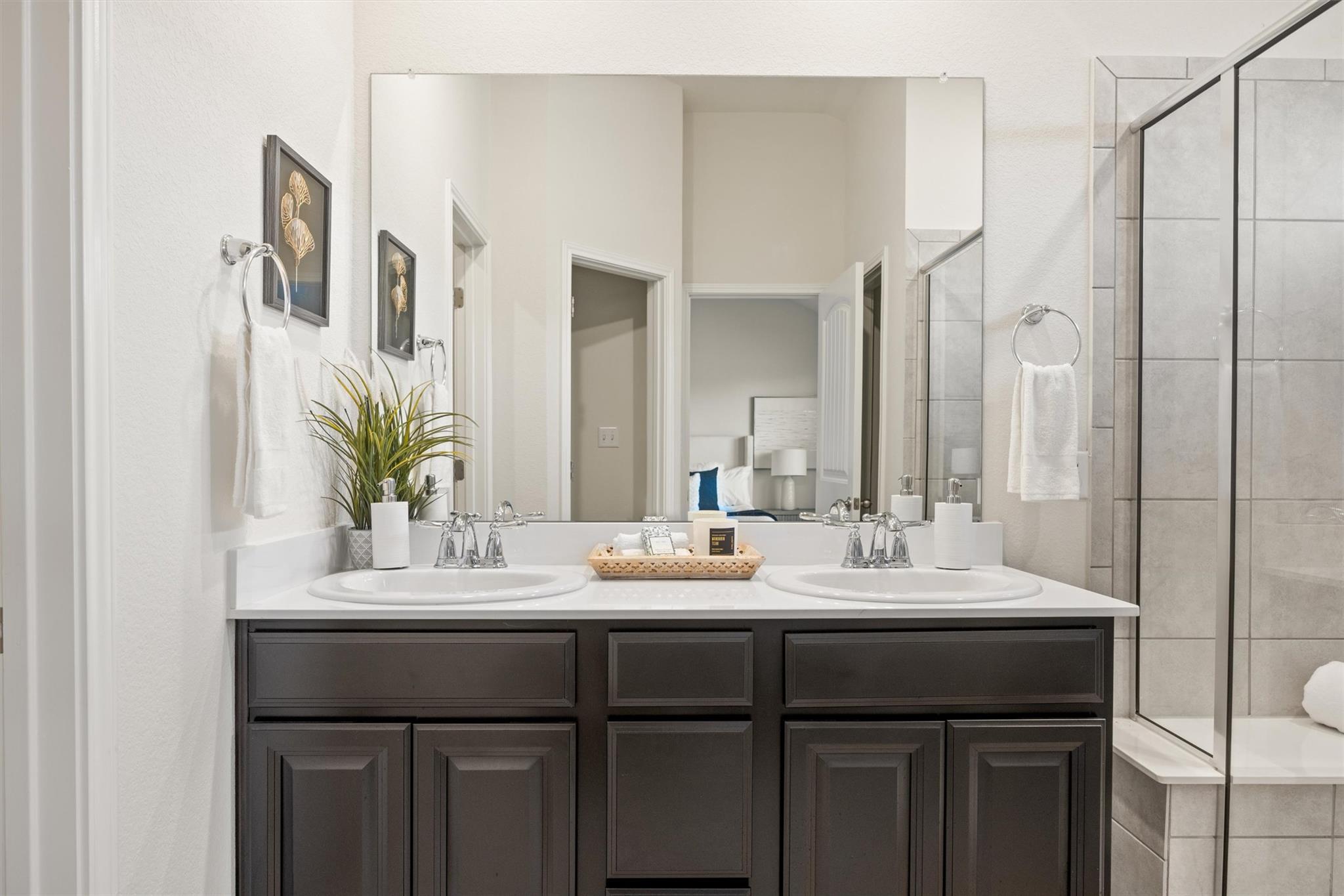 1008 Sundrops St, Leander, TX 78641