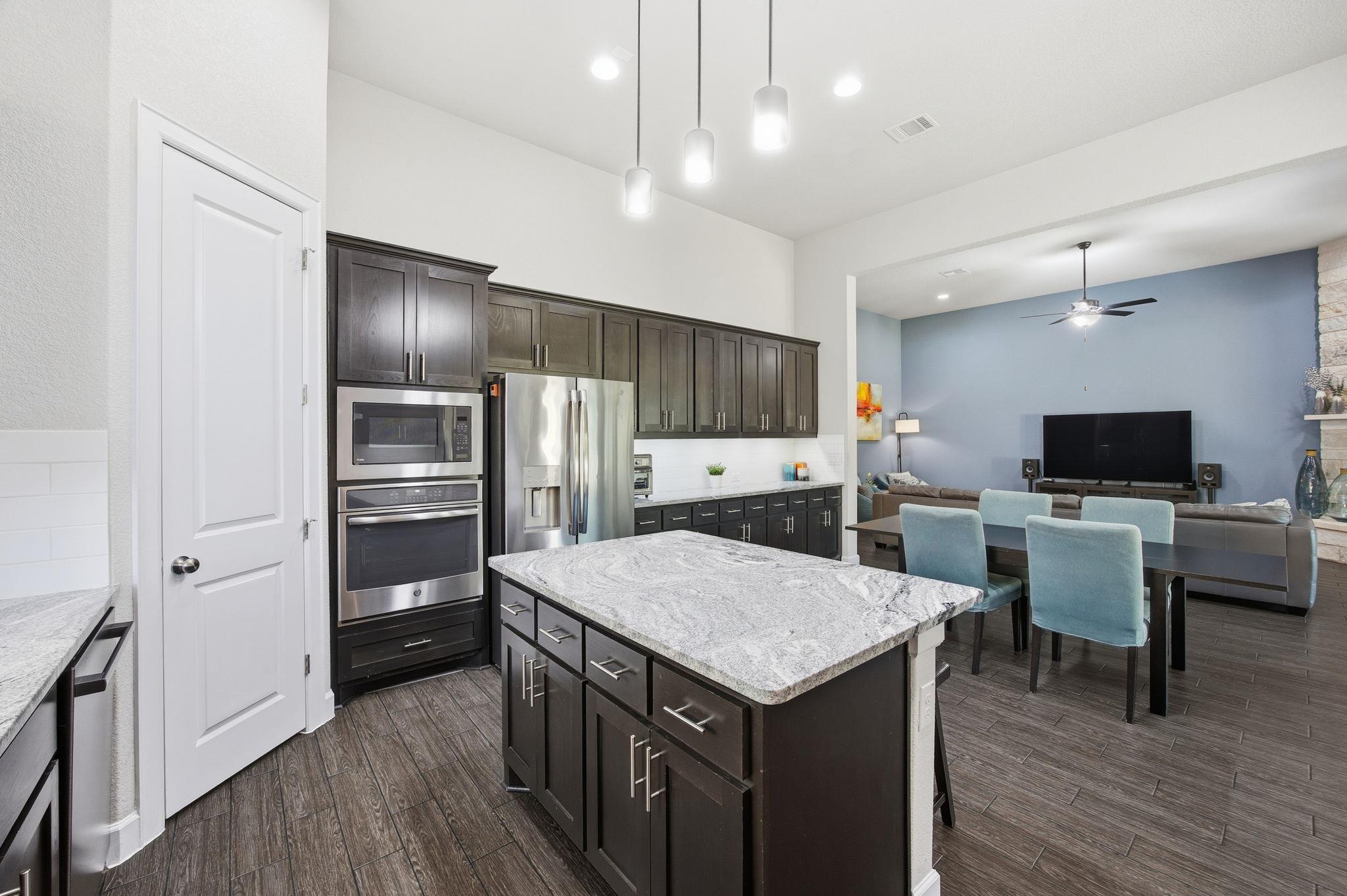 308 Cross Timbers Dr, Georgetown, TX 78628