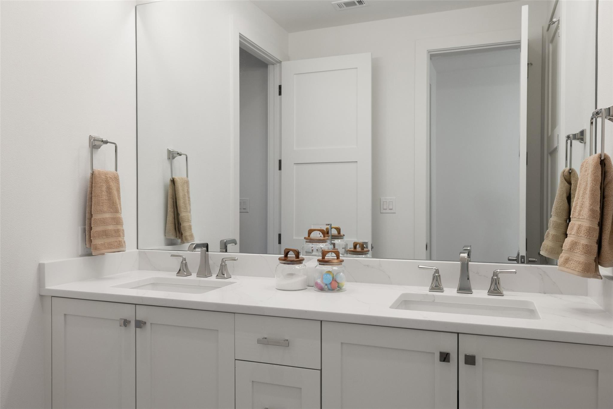 12120 FITZHUGH Pl, Dripping Springs, TX 78620