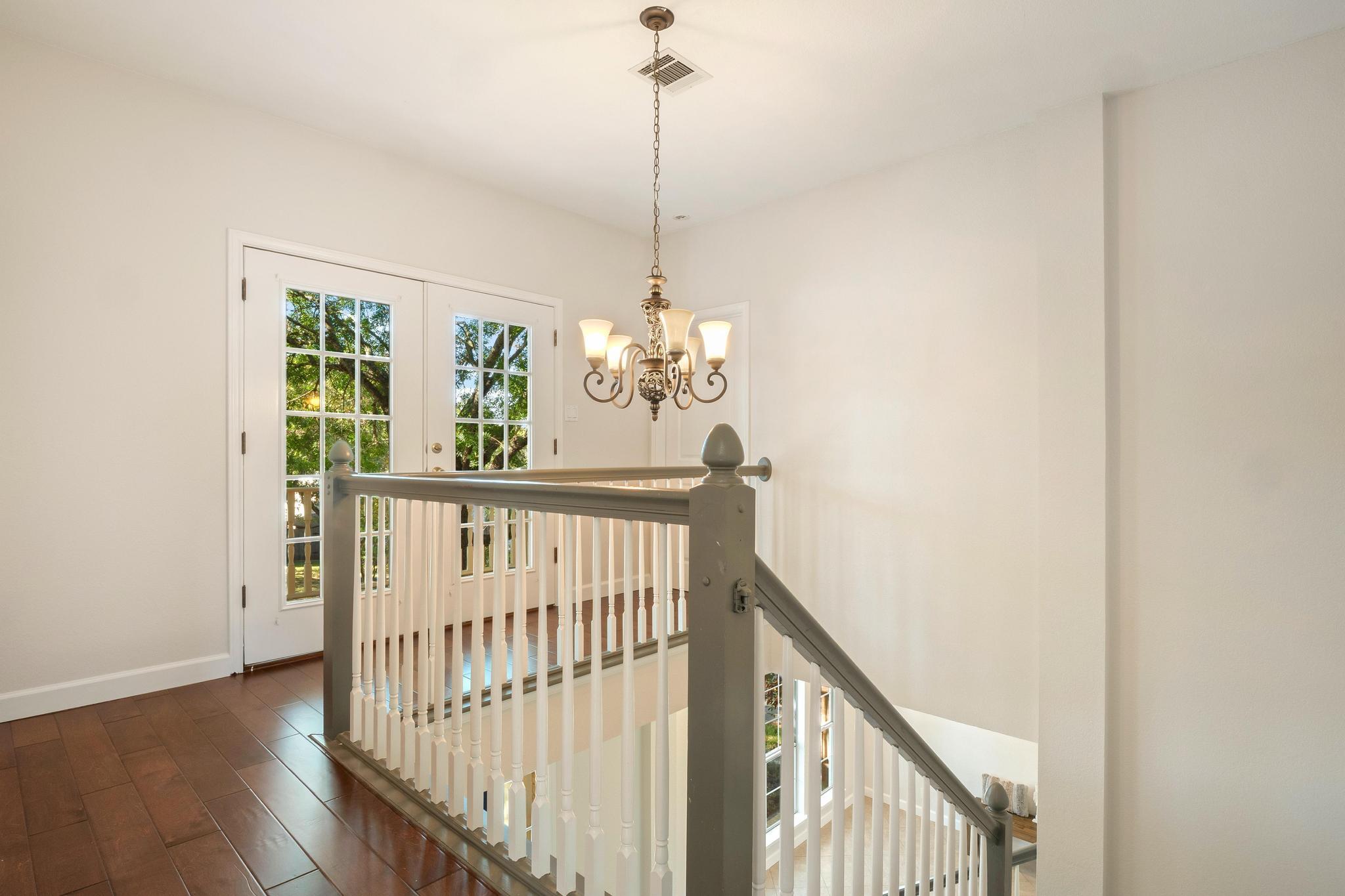 3913 Caney Creek Rd, Austin, TX 78732