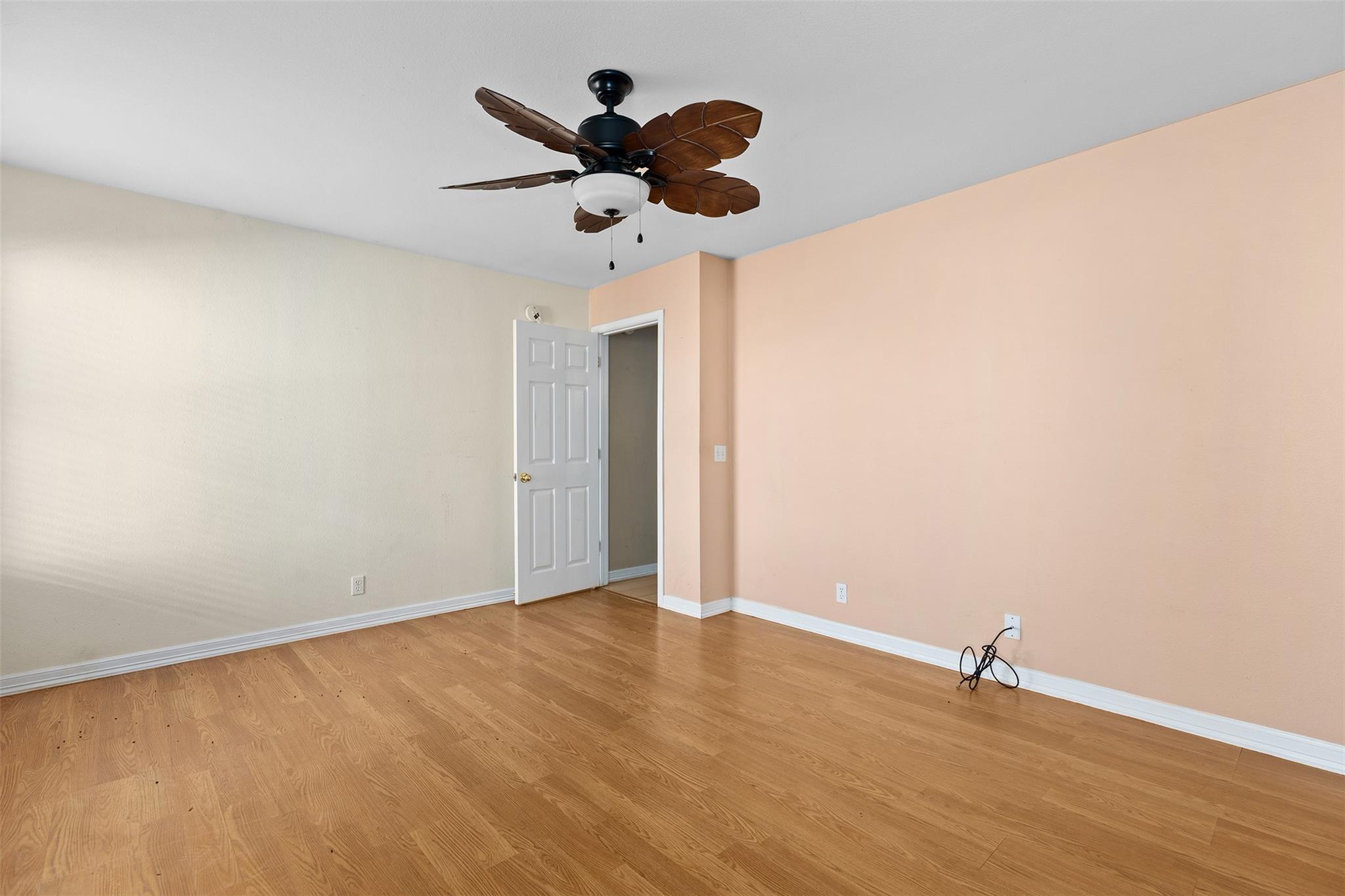 918 ESTATE DR Dr, Hutto, TX 78634