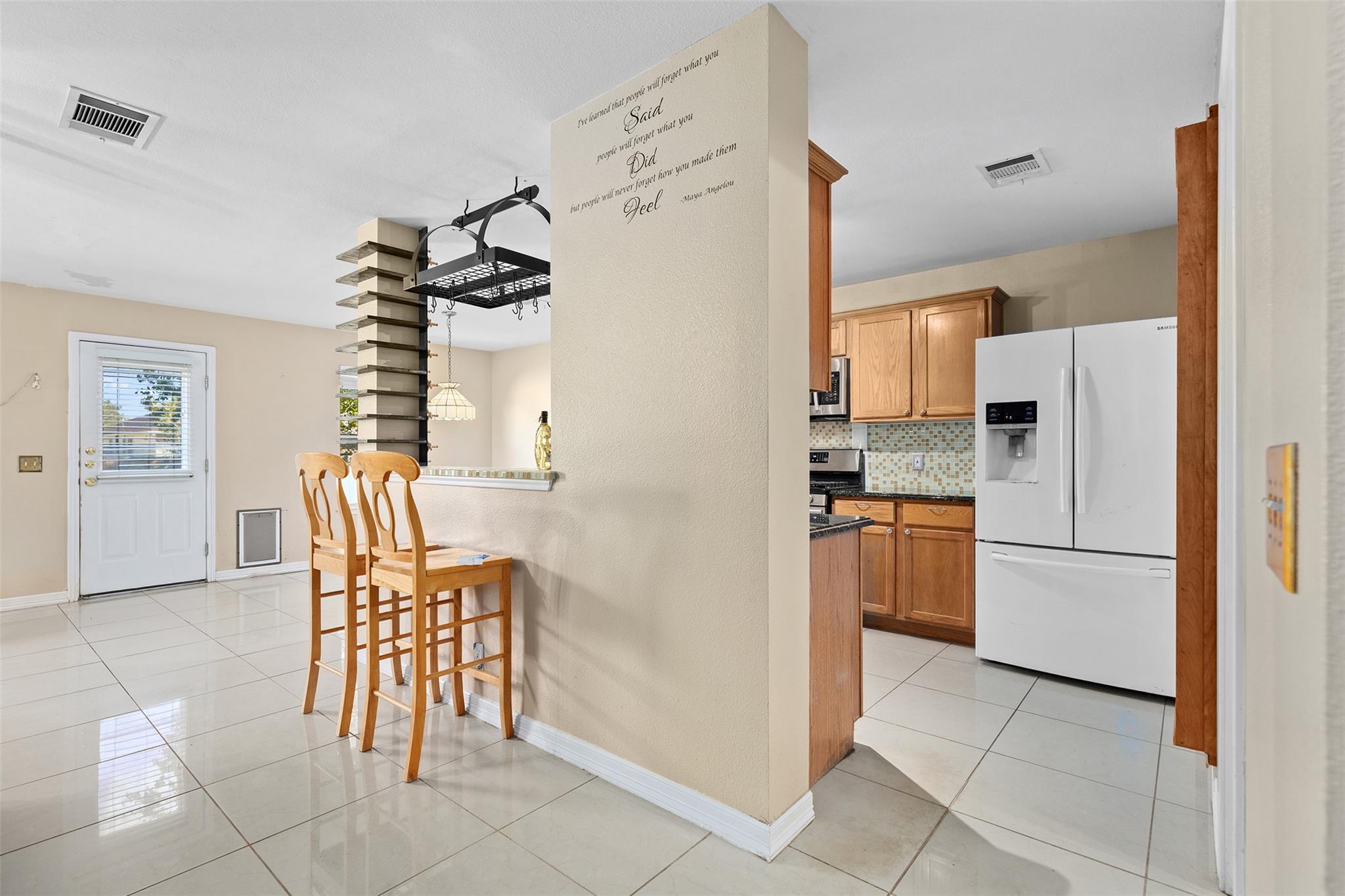 918 ESTATE DR Dr, Hutto, TX 78634