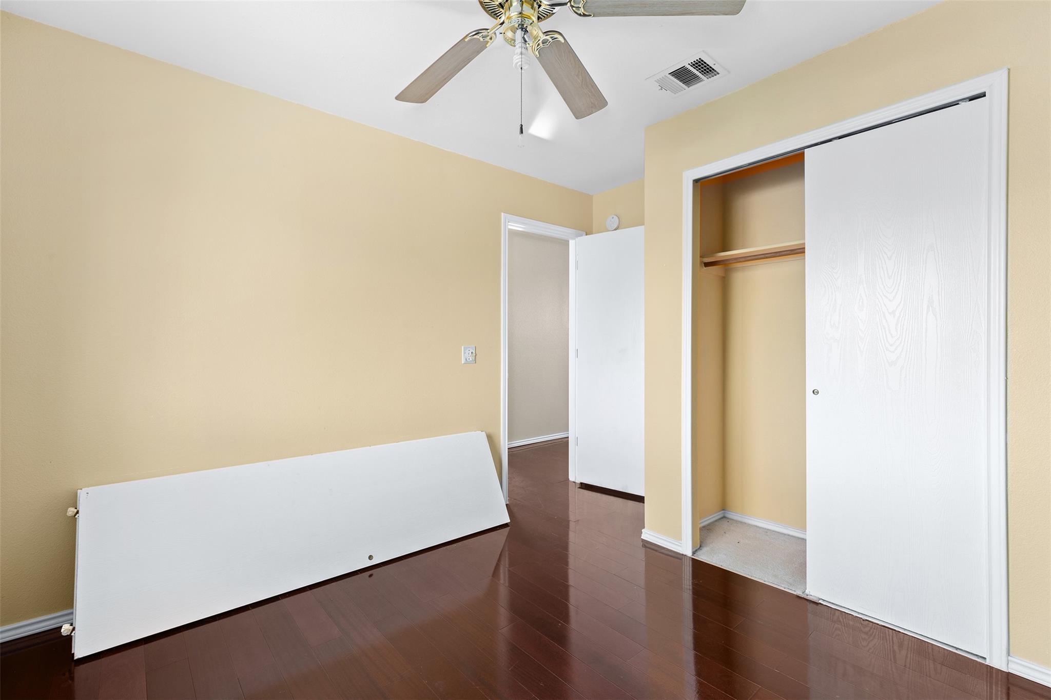 918 ESTATE DR Dr, Hutto, TX 78634