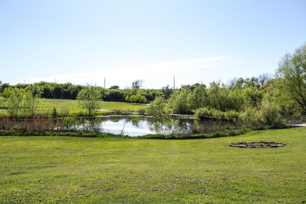 918 ESTATE DR Dr, Hutto, TX 78634