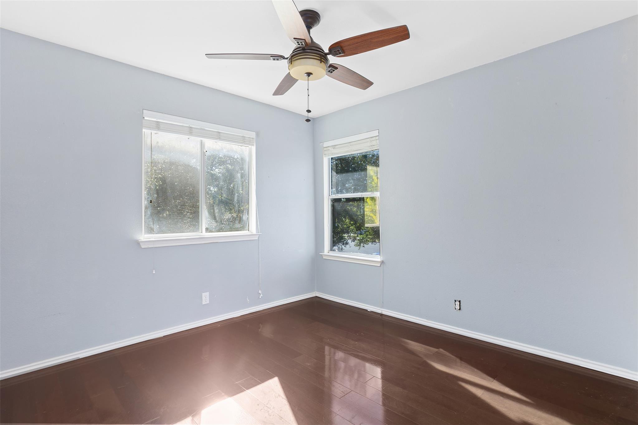 918 ESTATE DR Dr, Hutto, TX 78634