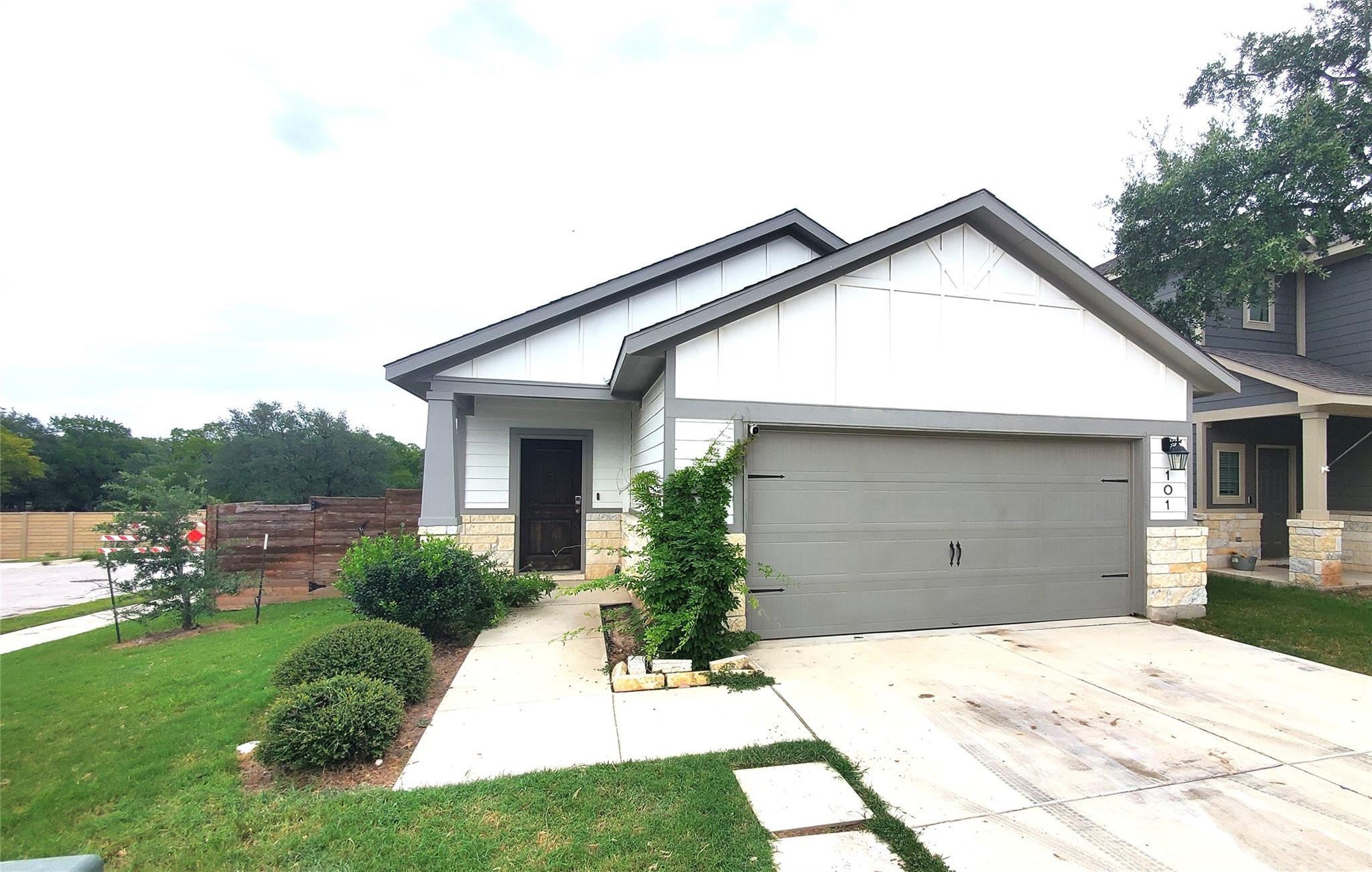 101 Prosecco Path, Leander, TX 78641