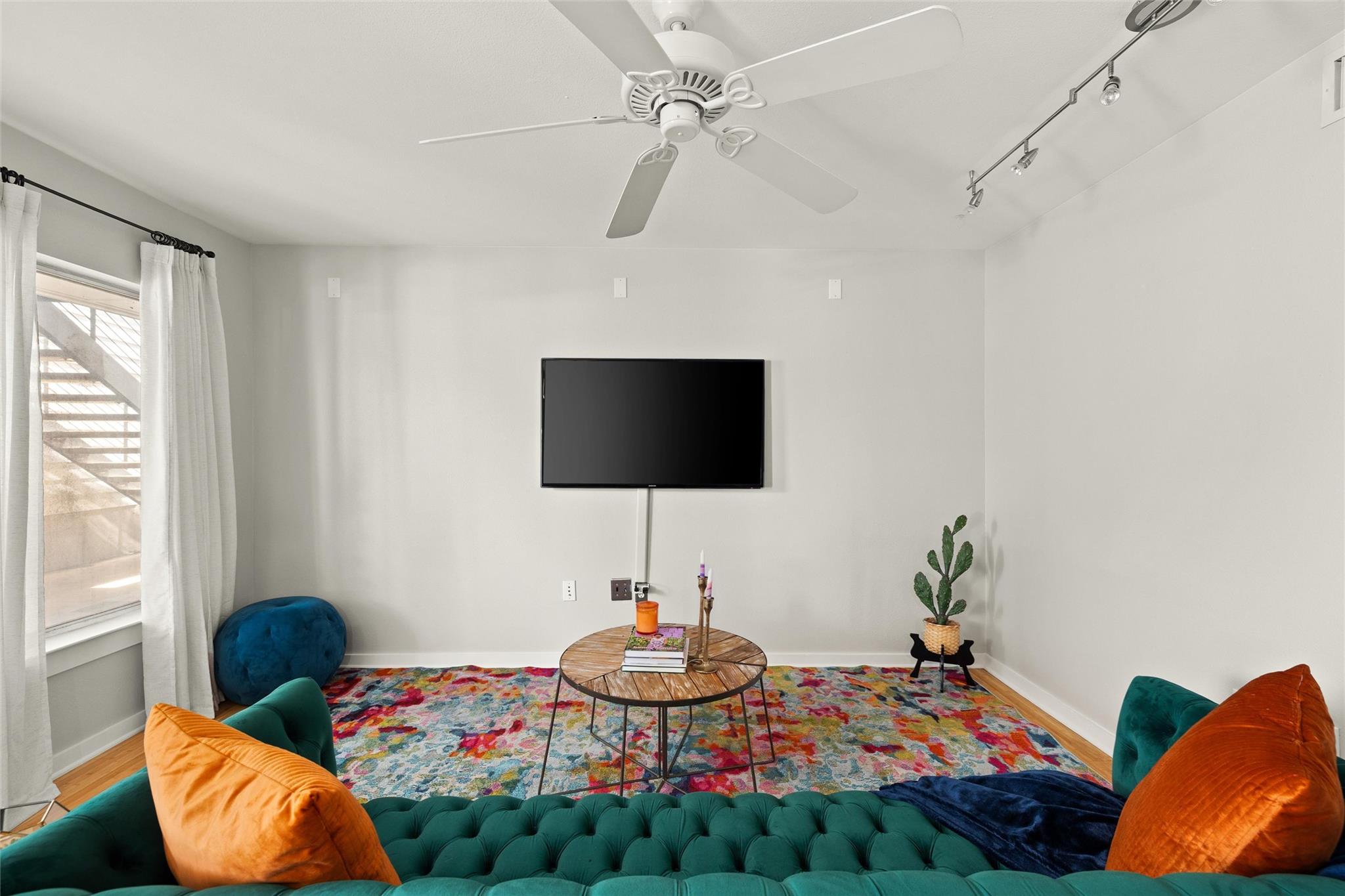 2200 Dickson Dr # 108, Austin, TX 78704