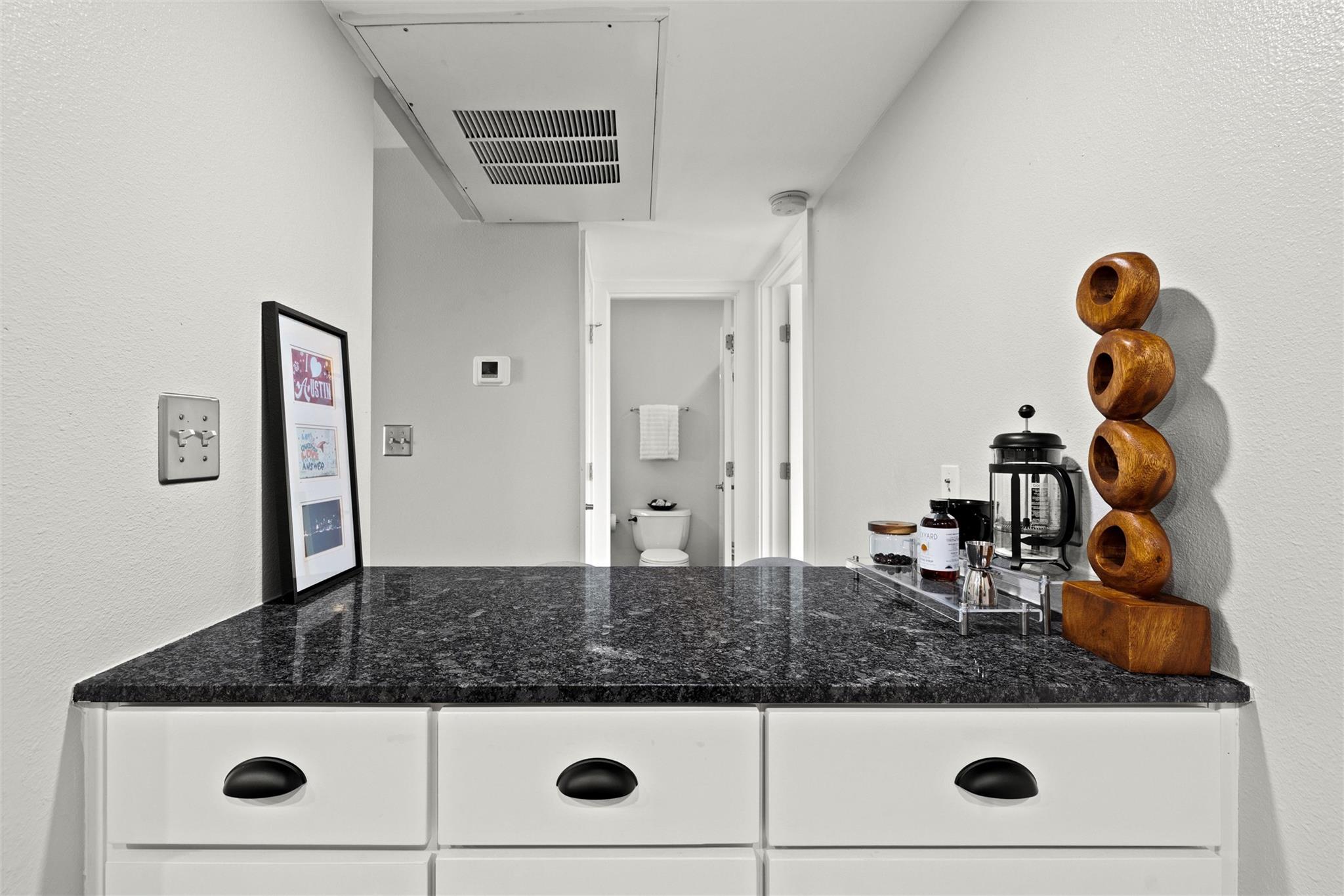 2200 Dickson Dr # 108, Austin, TX 78704