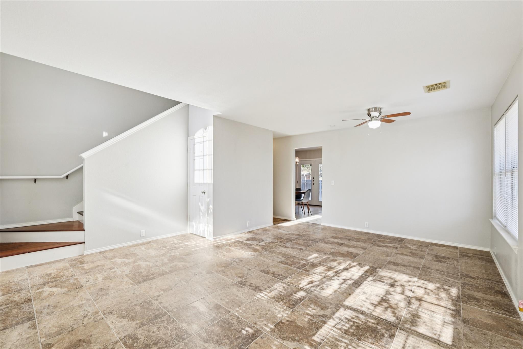 924 Melted Candle Cv, Pflugerville, TX 78660