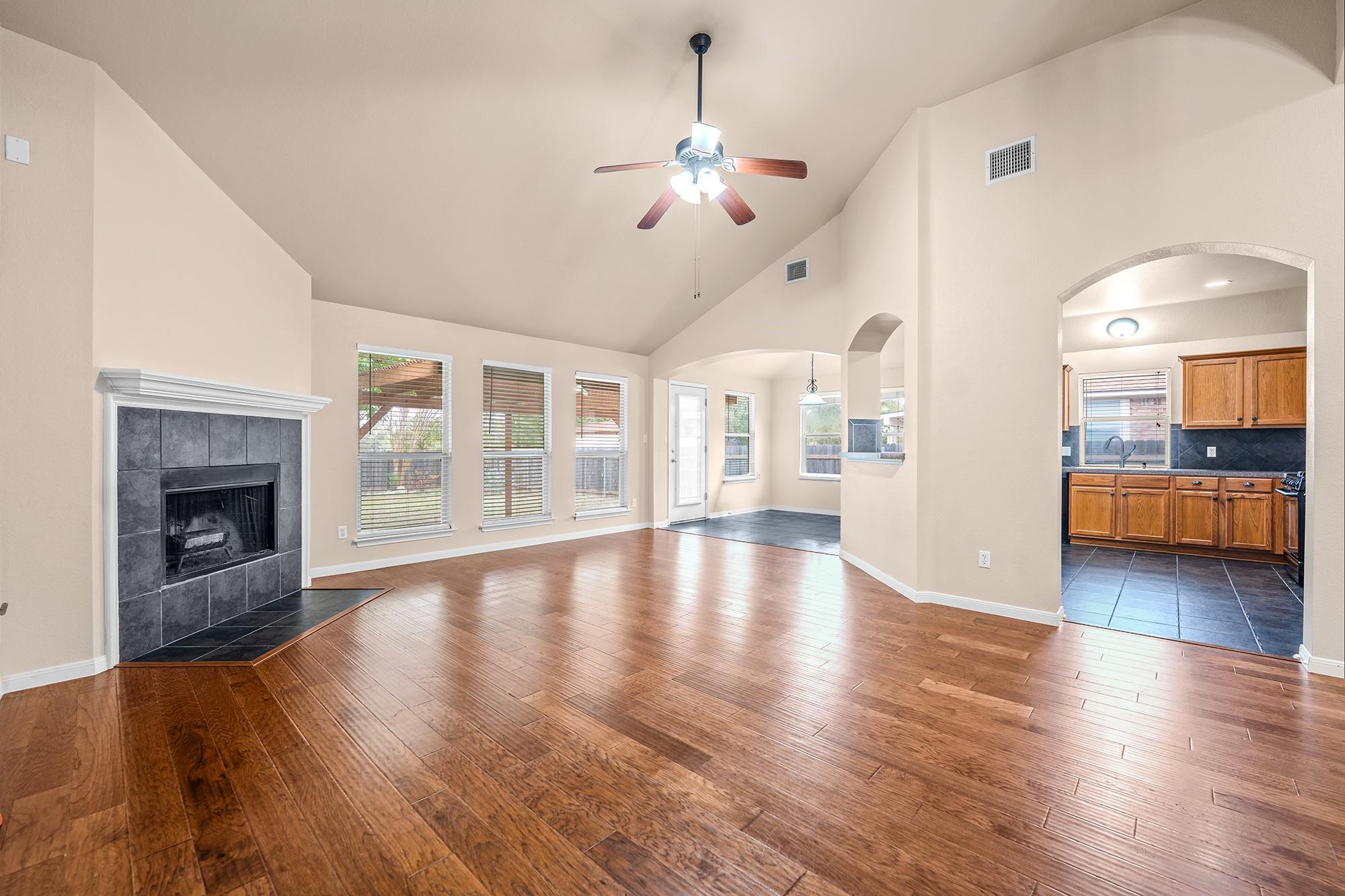 413 Stansted Manor Dr, Pflugerville, TX 78660